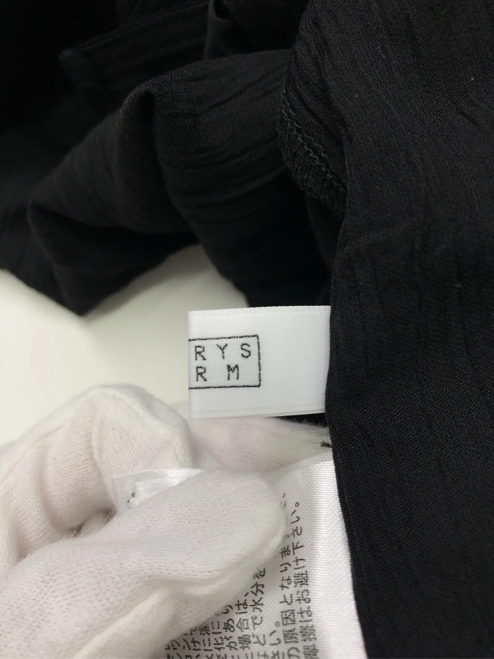 https://r2-worker.digdig.jp/product/eb9e3e5e-e86b-47c3-a2a3-1685930d6a5c/ec2434cc-eca8-4935-af94-91d86ab1e5aa