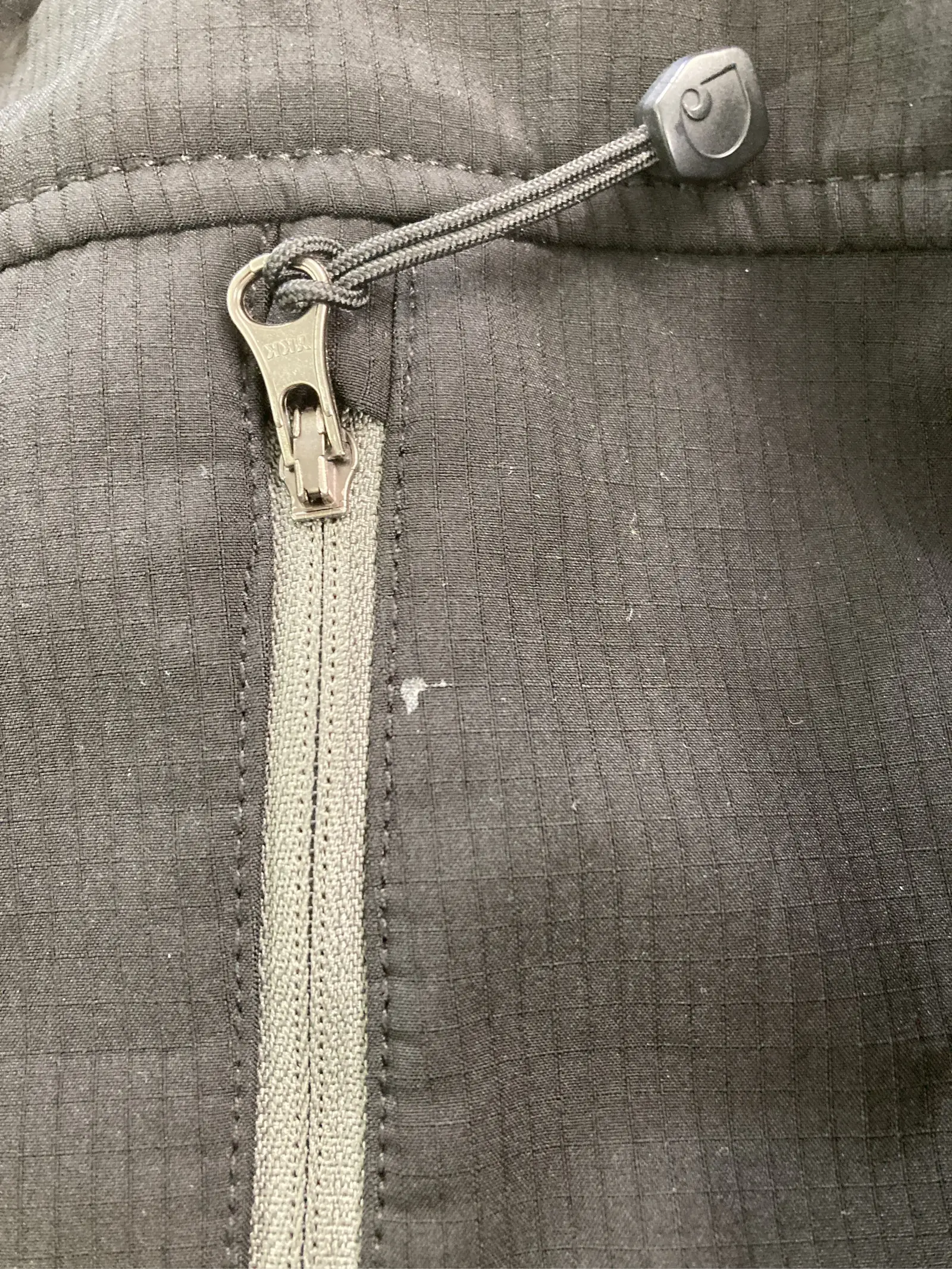 https://r2-worker.digdig.jp/product/ebabaeda-ed42-4901-b95c-69009465f1f4/6b3bd53d-a1c0-4c6b-a0c8-bfc6af6e0c90