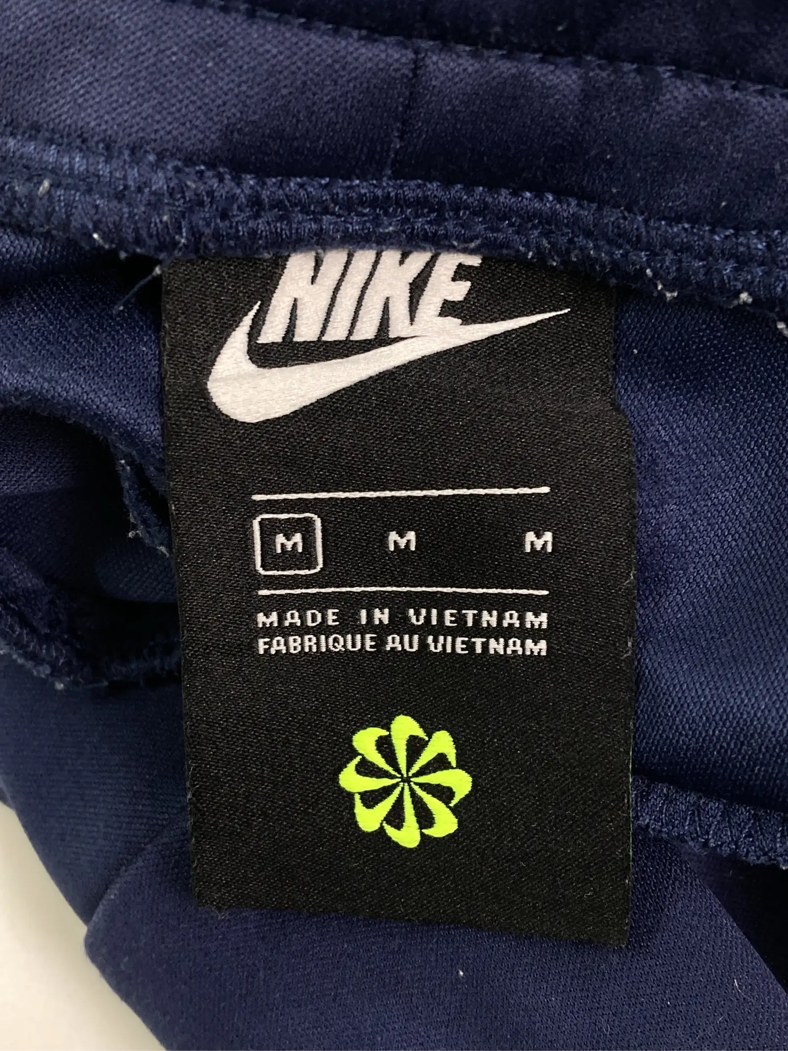 https://r2-worker.digdig.jp/product/ebf49c92-609d-42c6-bd0c-d45bfbbda06f/e79524c8-61eb-45c9-8359-63fb5d1c36dd