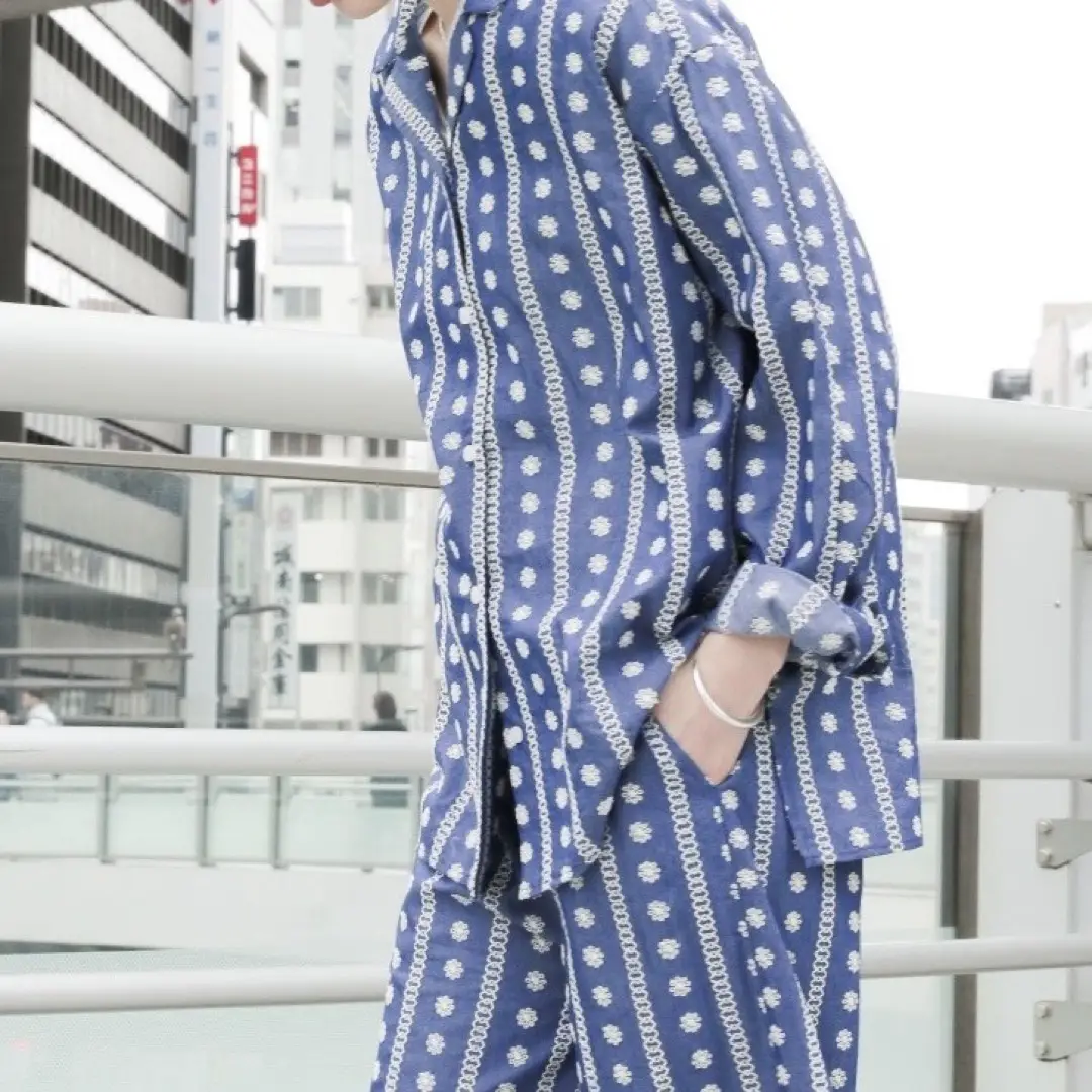 https://r2-worker.digdig.jp/product/ec0c7a17-95f3-4f07-bc76-9744501b633a/30dce2e2-abf9-4267-a689-77ca6b43f35e