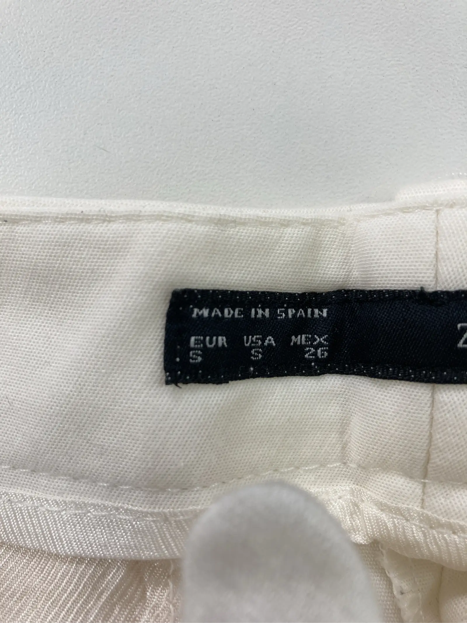 https://r2-worker.digdig.jp/product/ec31a23c-719e-4ebd-bbf6-7a6cf3c44074/2aab0bc2-f9cb-4790-aa10-16a1922b481d