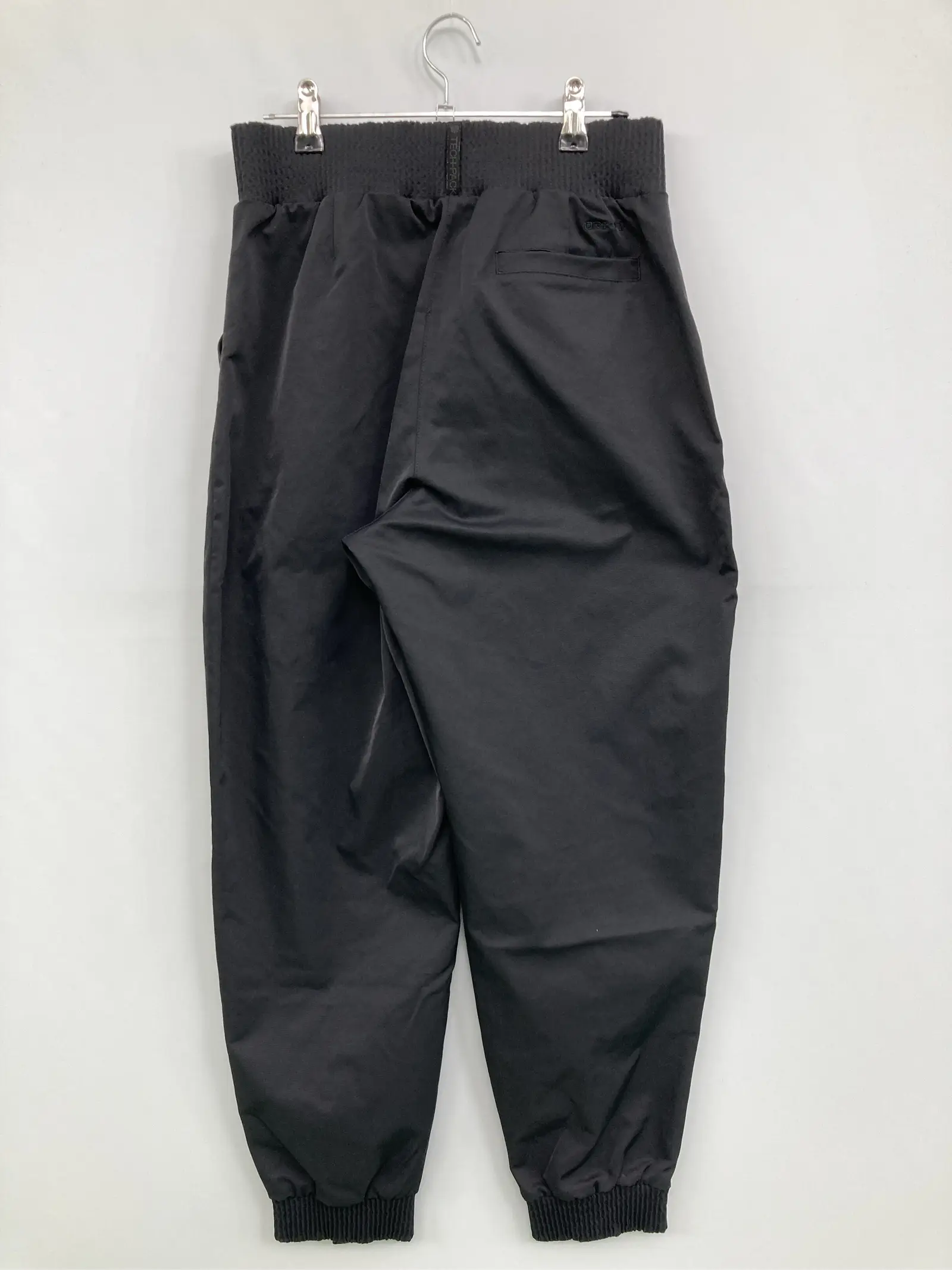 https://r2-worker.digdig.jp/product/ec66ace1-f577-4bb9-882b-8361a1f5e2af/e04e912d-9639-4739-8991-e3f4eb5330ac