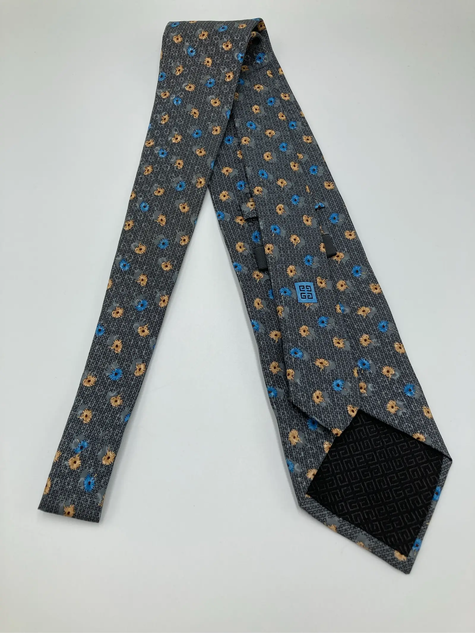 https://r2-worker.digdig.jp/product/ec6947e4-0765-4e42-9e2b-2a3465ceefe0/a5bf30bc-ec50-4e2c-9f21-0cdca1f8e42e