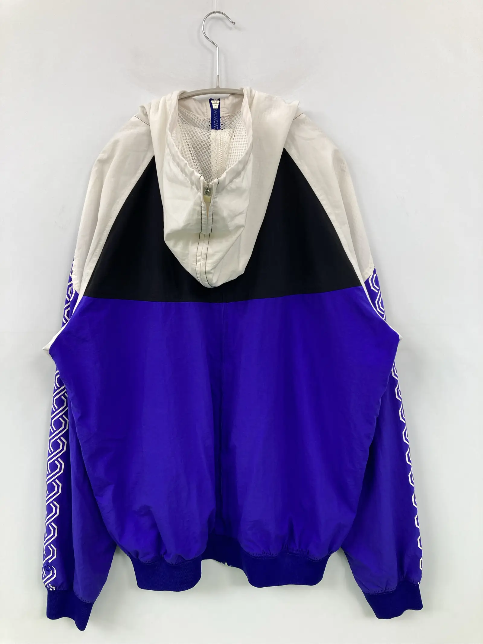 https://r2-worker.digdig.jp/product/ecf2843a-b1ab-49ee-98ed-39cbf337d081/34fce7d4-519d-41f9-b220-a2f9a7db86fc