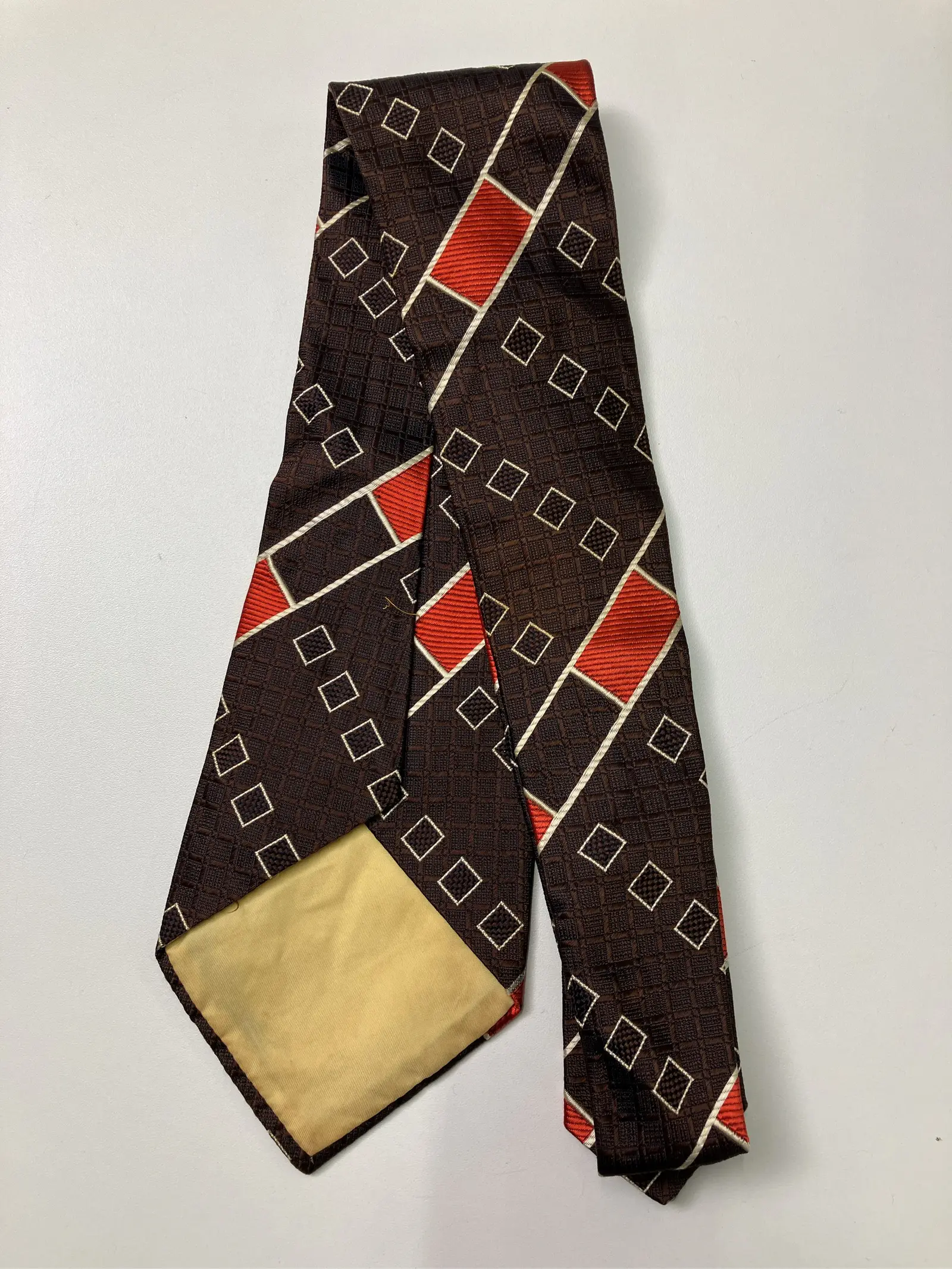 https://r2-worker.digdig.jp/product/ee022245-fcba-4655-a5bf-a0912a51a1a4/4b50c54f-e699-4845-aee7-6a42c7c10e51