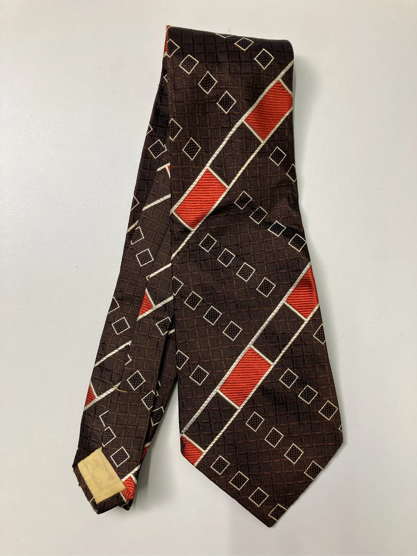 https://r2-worker.digdig.jp/product/ee022245-fcba-4655-a5bf-a0912a51a1a4/7ecccede-5e30-487a-8ff5-5a045c1a0b1d