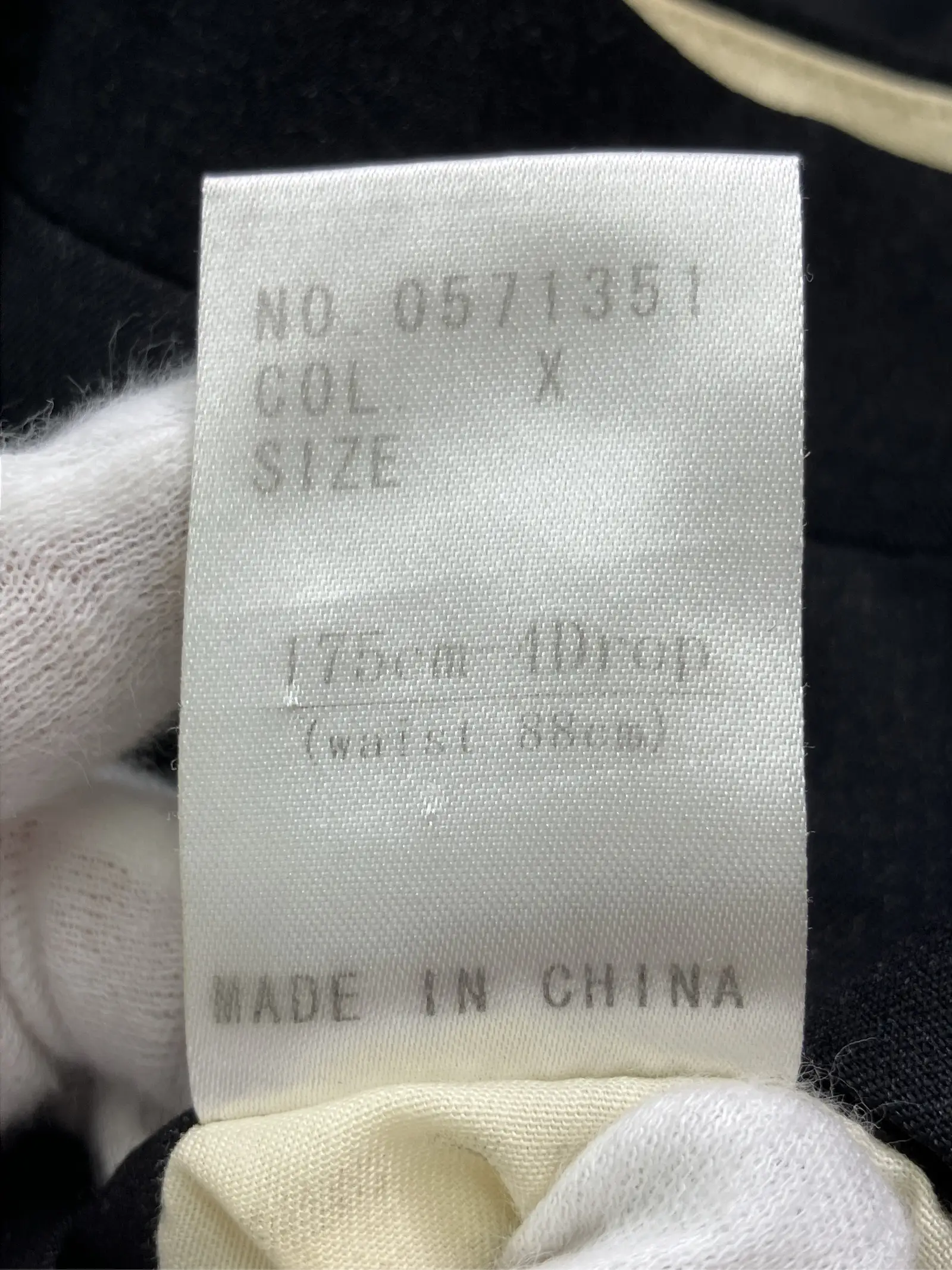 https://r2-worker.digdig.jp/product/ee78e132-f53a-4d29-a028-e9854e68be61/04813e8e-449b-483c-8499-425737bfce89
