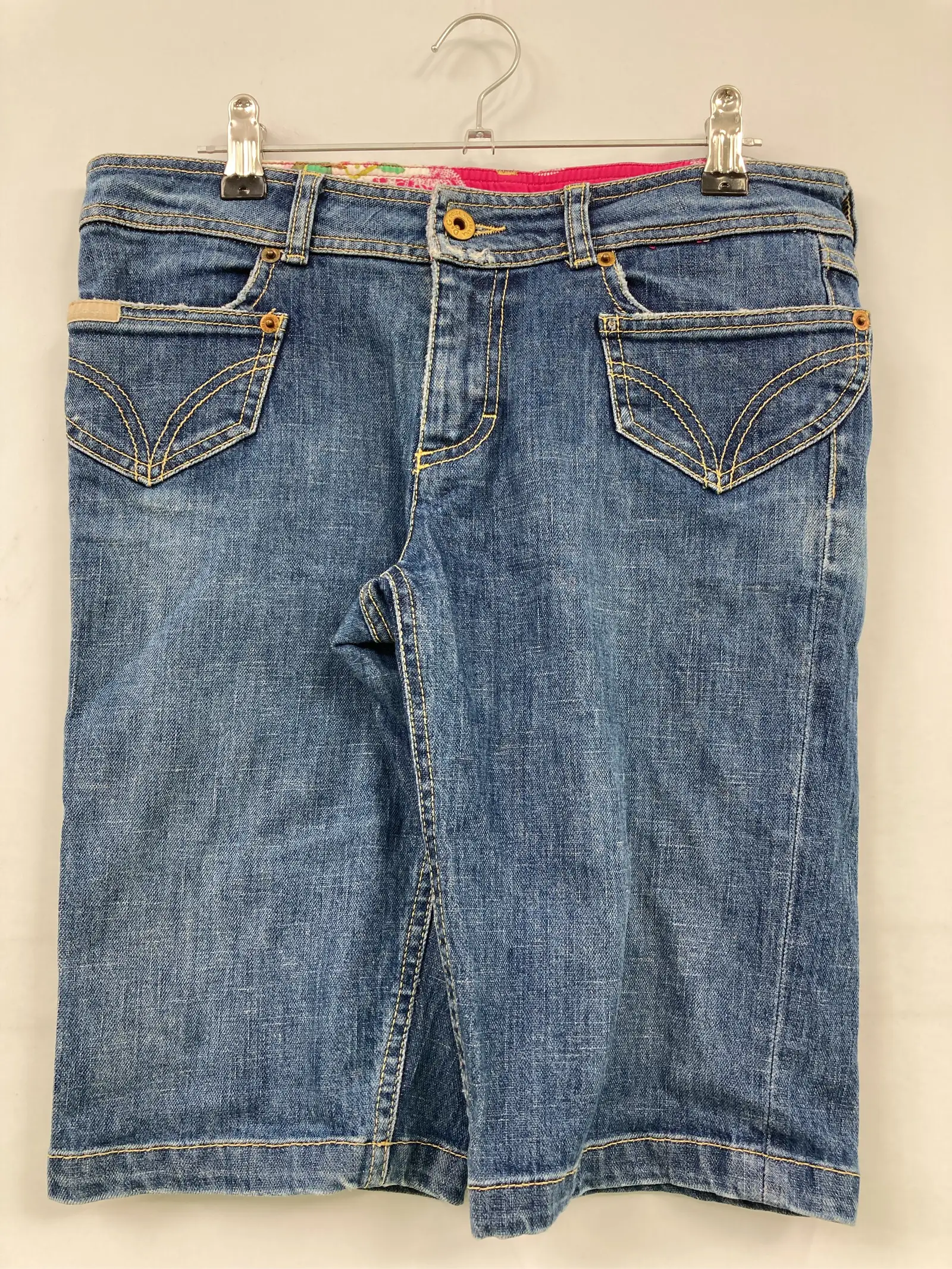 https://r2-worker.digdig.jp/product/ee85a243-45ae-4b50-abea-07b4fd30b6ac/a1394667-a43a-4de8-bb3d-178cc58a2121
