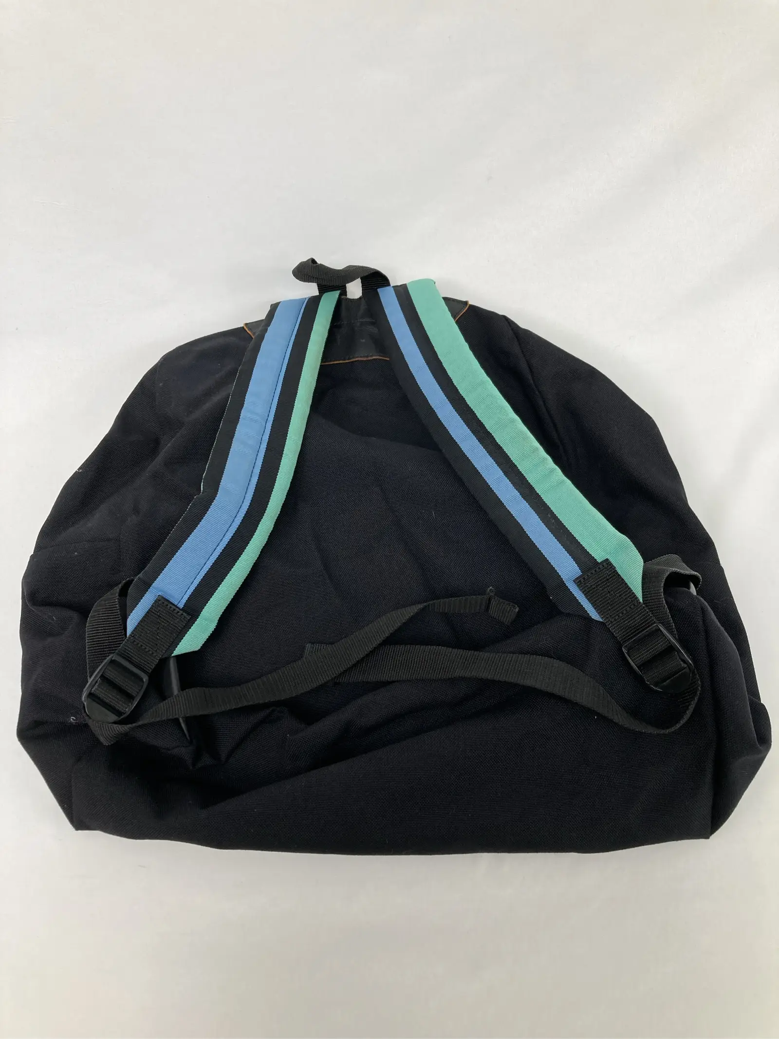 https://r2-worker.digdig.jp/product/eee657ab-c267-4d61-8a47-af5923725fde/165c8f0b-d1d2-4f4a-9ba2-39c28efeeab2