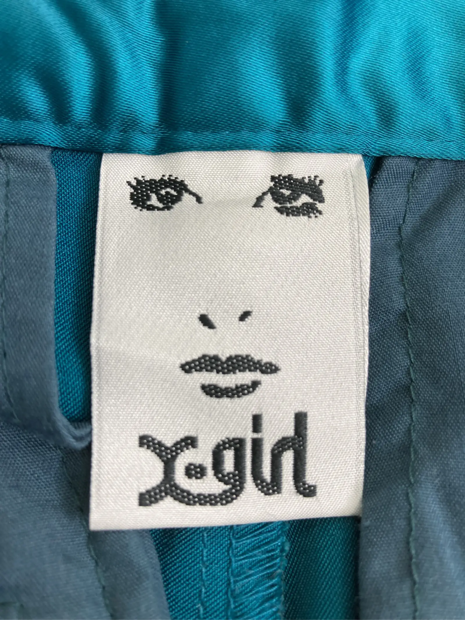 https://r2-worker.digdig.jp/product/eeea1a51-53de-4982-8294-1a12d9b47e6f/a1c825b5-dd67-4082-a08e-7bcb3bcb933a