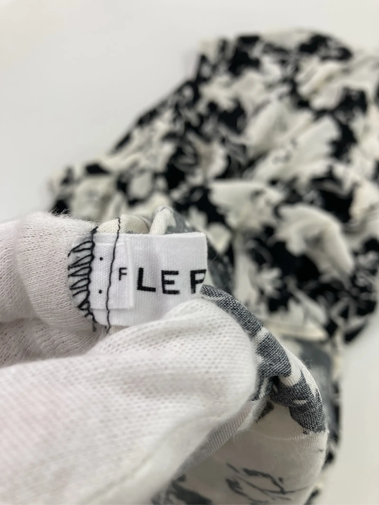 https://r2-worker.digdig.jp/product/ef68e236-b5b4-45b8-a260-94d1b270888d/bda4e3a3-e1b9-4b1a-af25-6edfa59a0653
