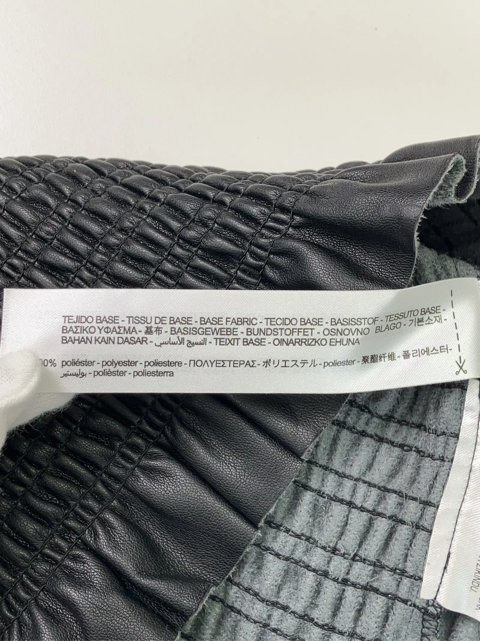 https://r2-worker.digdig.jp/product/ef6dbfc1-7ac6-45ef-83b3-f86a98be86db/1bdcd1b6-6973-46ae-ad12-8925e7995015