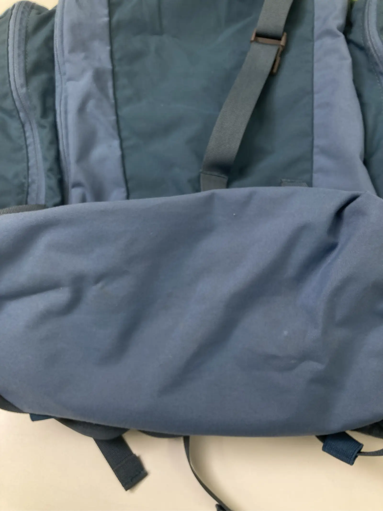 https://r2-worker.digdig.jp/product/ef869d93-afcf-4fc9-9b6e-857f200652c3/354c9426-9307-4e15-9421-4cd79212a166