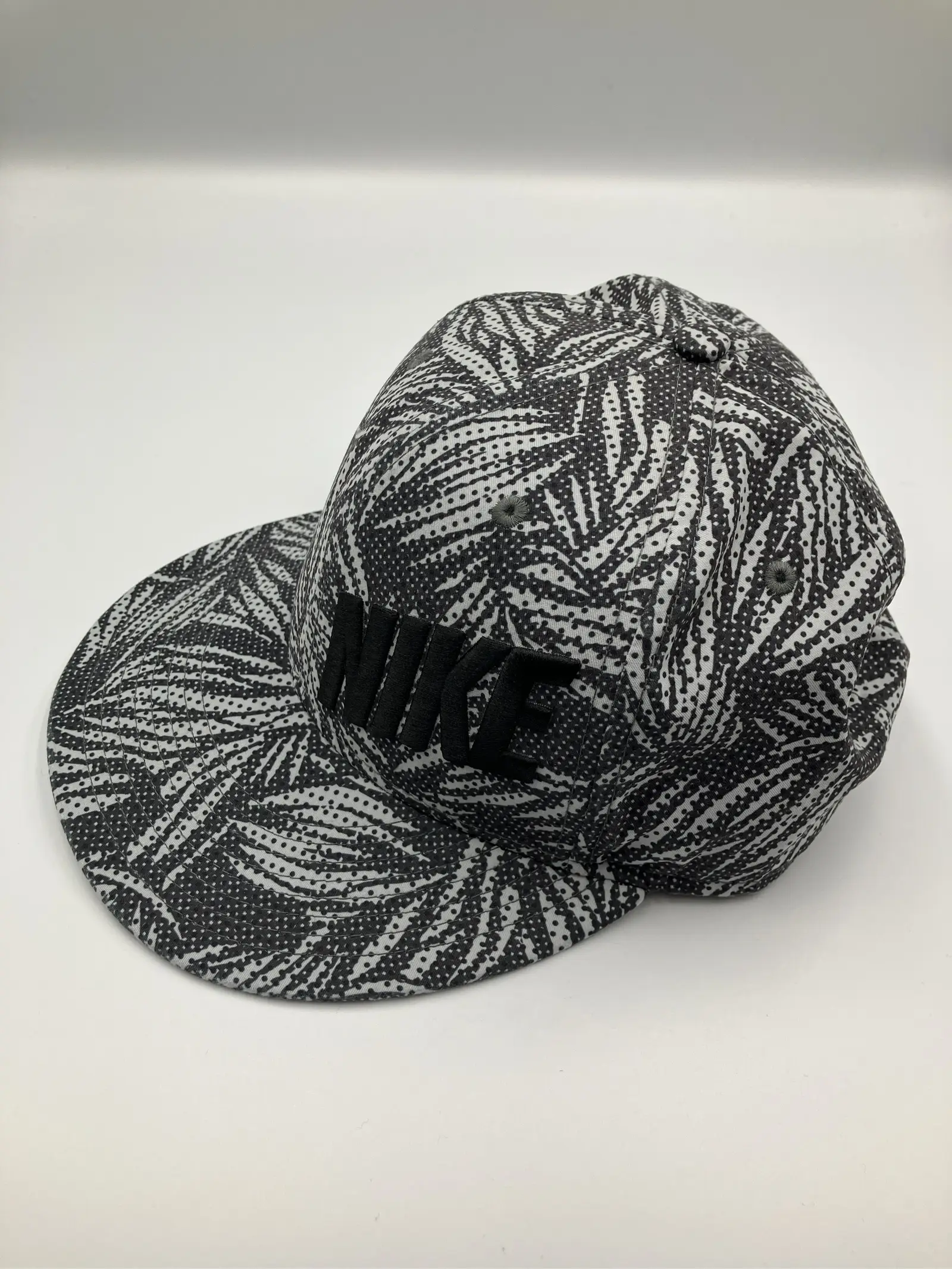 https://r2-worker.digdig.jp/product/efb08748-8fd6-427d-90a4-991be7befbd2/a37ca278-7a3a-429e-b5bb-af86a1ba1160