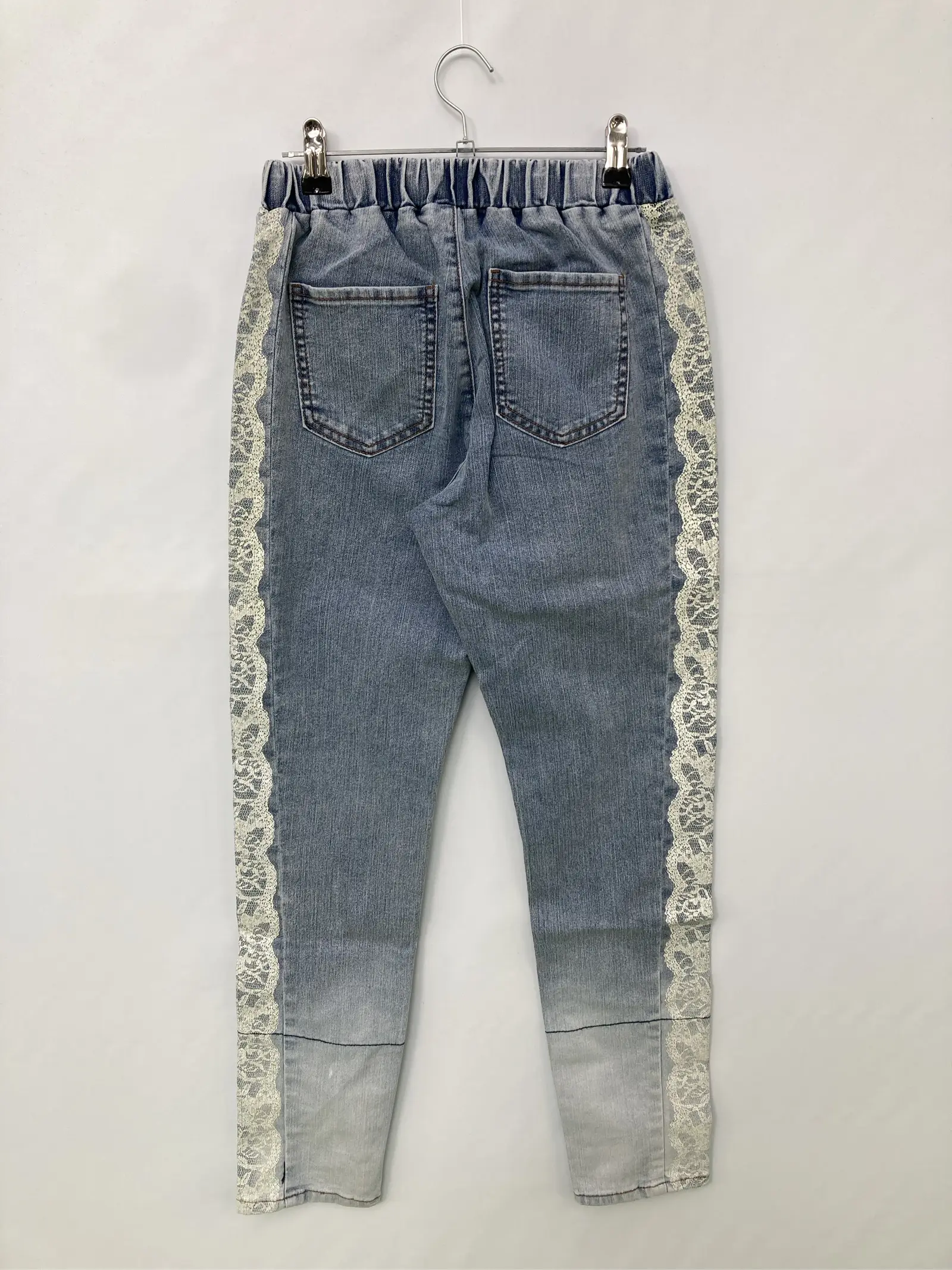 https://r2-worker.digdig.jp/product/f041d4cc-d74b-436f-af6f-2bd8477604b0/e90ffeb2-c7aa-4b6d-9852-68cc98e341aa