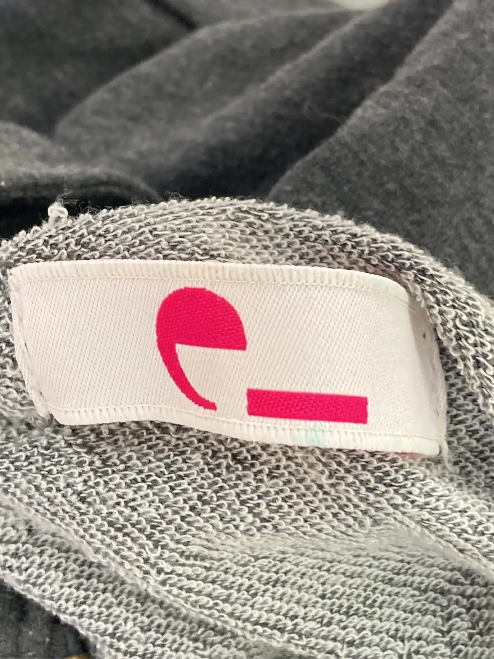 https://r2-worker.digdig.jp/product/f058a577-83a4-4ec2-a851-4fbb66d6407c/5129faeb-7237-41c4-921e-d970df6c3526