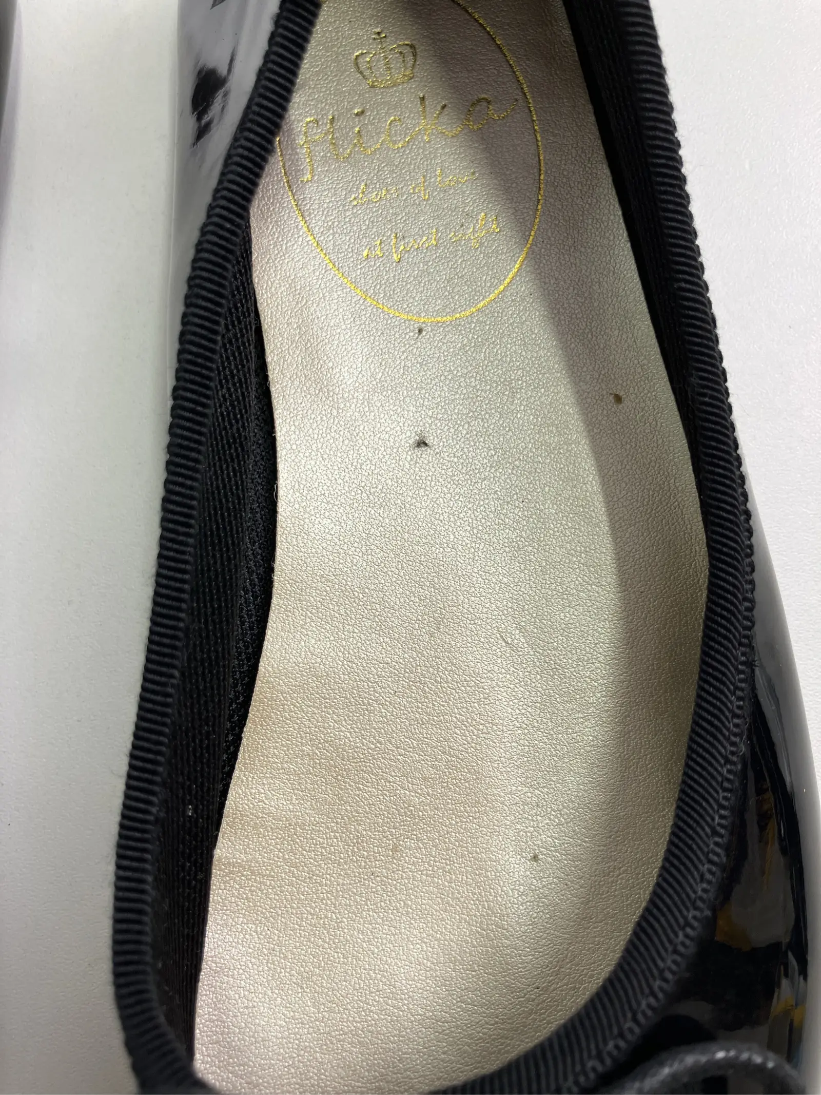 https://r2-worker.digdig.jp/product/f058d8f6-0148-4faa-bdbe-8fa507125777/79d790f0-5cf5-422c-acbc-a85f6ad783b3