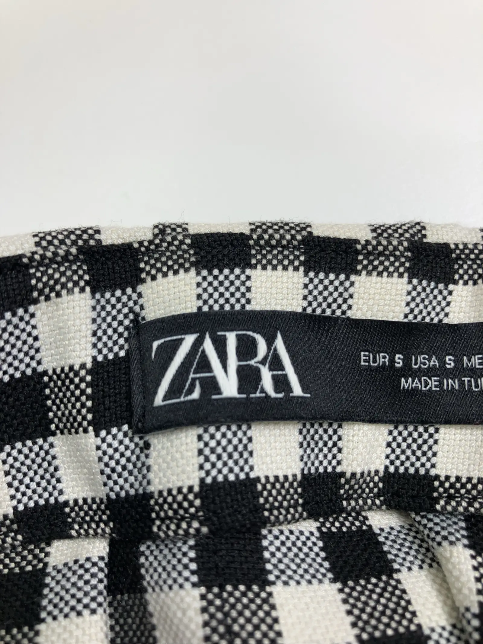 https://r2-worker.digdig.jp/product/f08af25d-1223-4ba6-b111-090ea53d7f64/215328ab-4238-42f6-821b-8a466db186cf