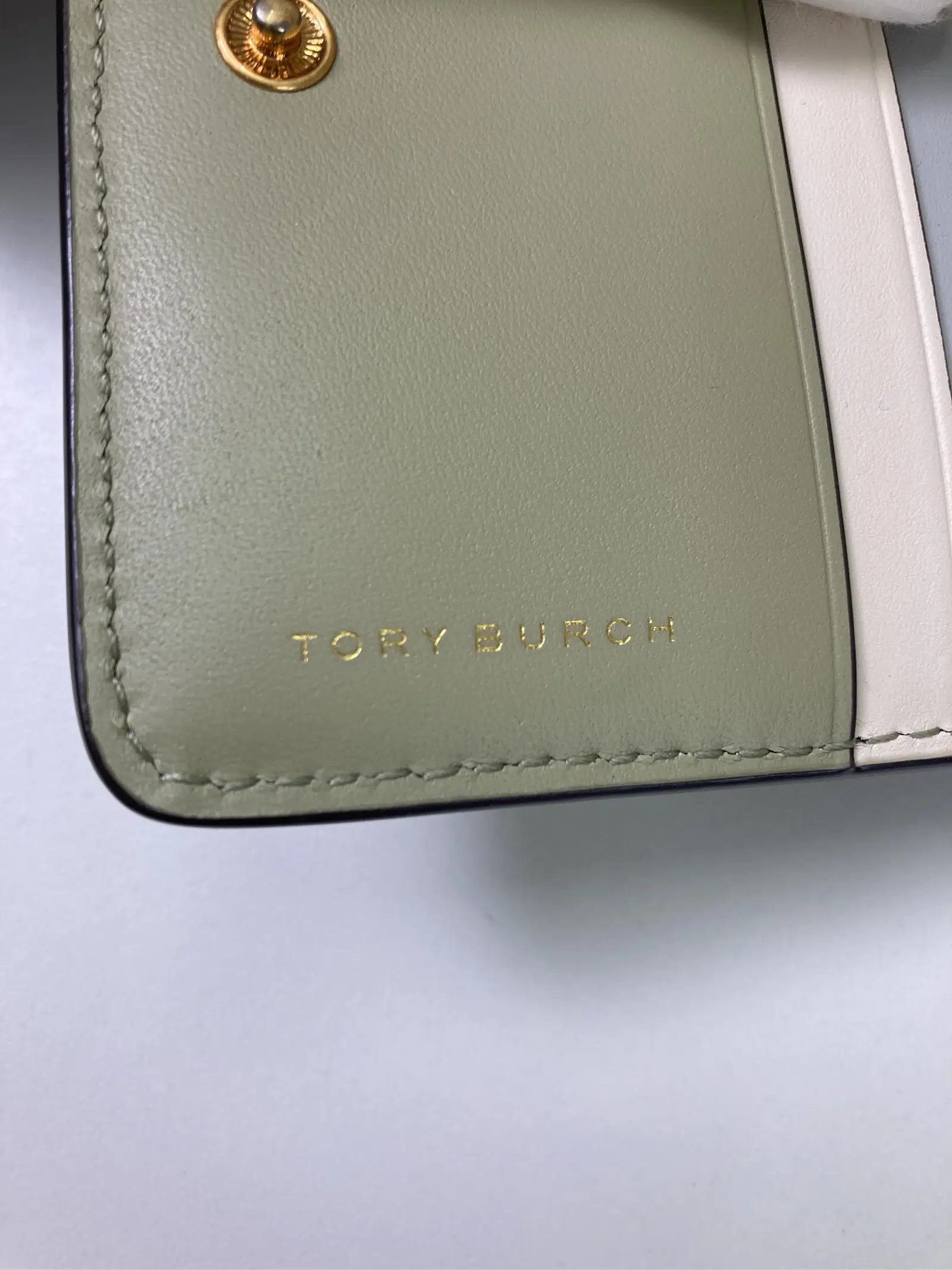 https://r2-worker.digdig.jp/product/f09fa8e8-1bb8-4e5b-8895-5aeb9563b2f2/1cd7b0d7-8e28-416a-a701-80b6ca05d7fd