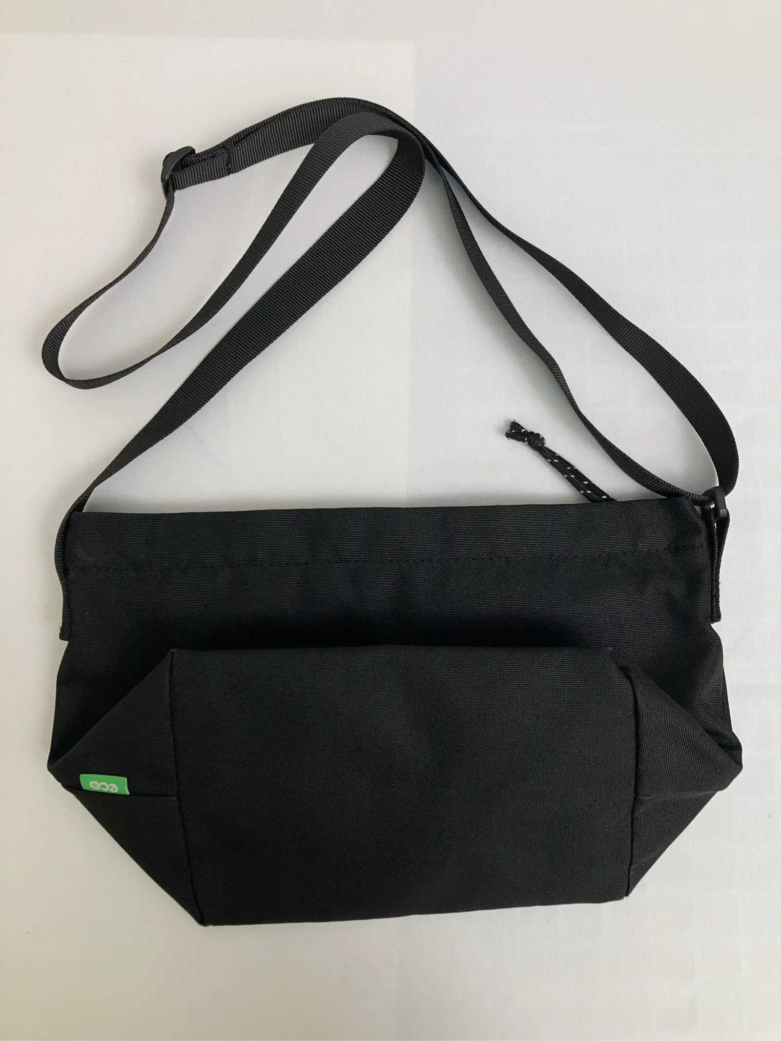 https://r2-worker.digdig.jp/product/f23d52ba-127d-4e3c-9ba1-beef87d3b1a5/3e57c172-405b-4787-8dd7-9086524fc22b