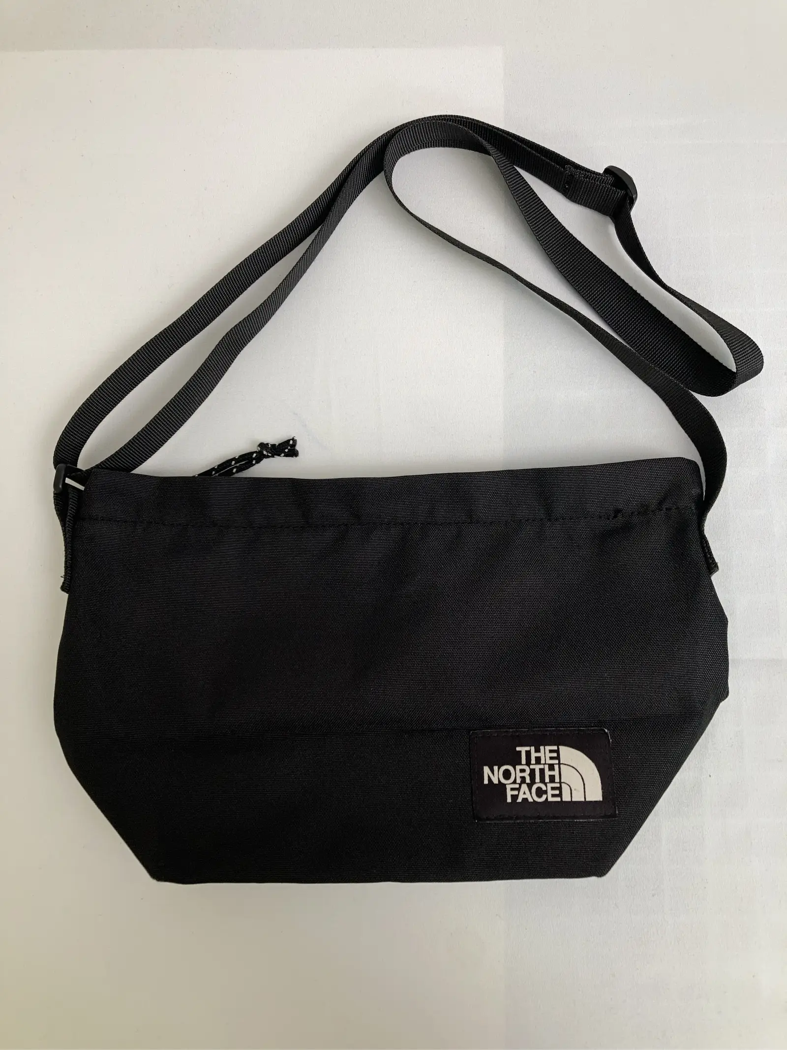 https://r2-worker.digdig.jp/product/f23d52ba-127d-4e3c-9ba1-beef87d3b1a5/8570569c-b70a-4d60-ad7d-567c24887397