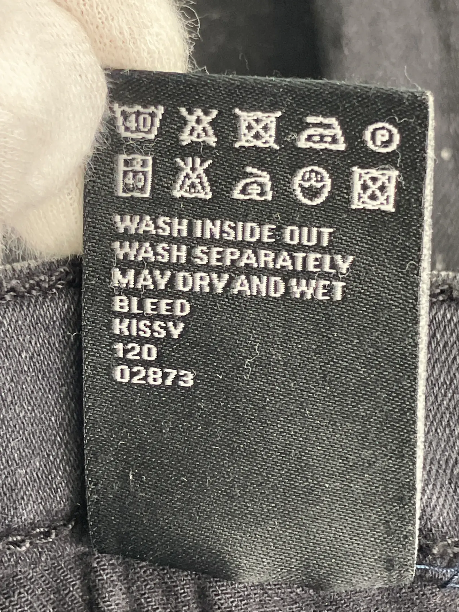 https://r2-worker.digdig.jp/product/f2bdd17a-e47a-45d8-a478-b0ad1ff9d27d/6c29743d-b226-4ca5-a9c1-2978c720aaa1