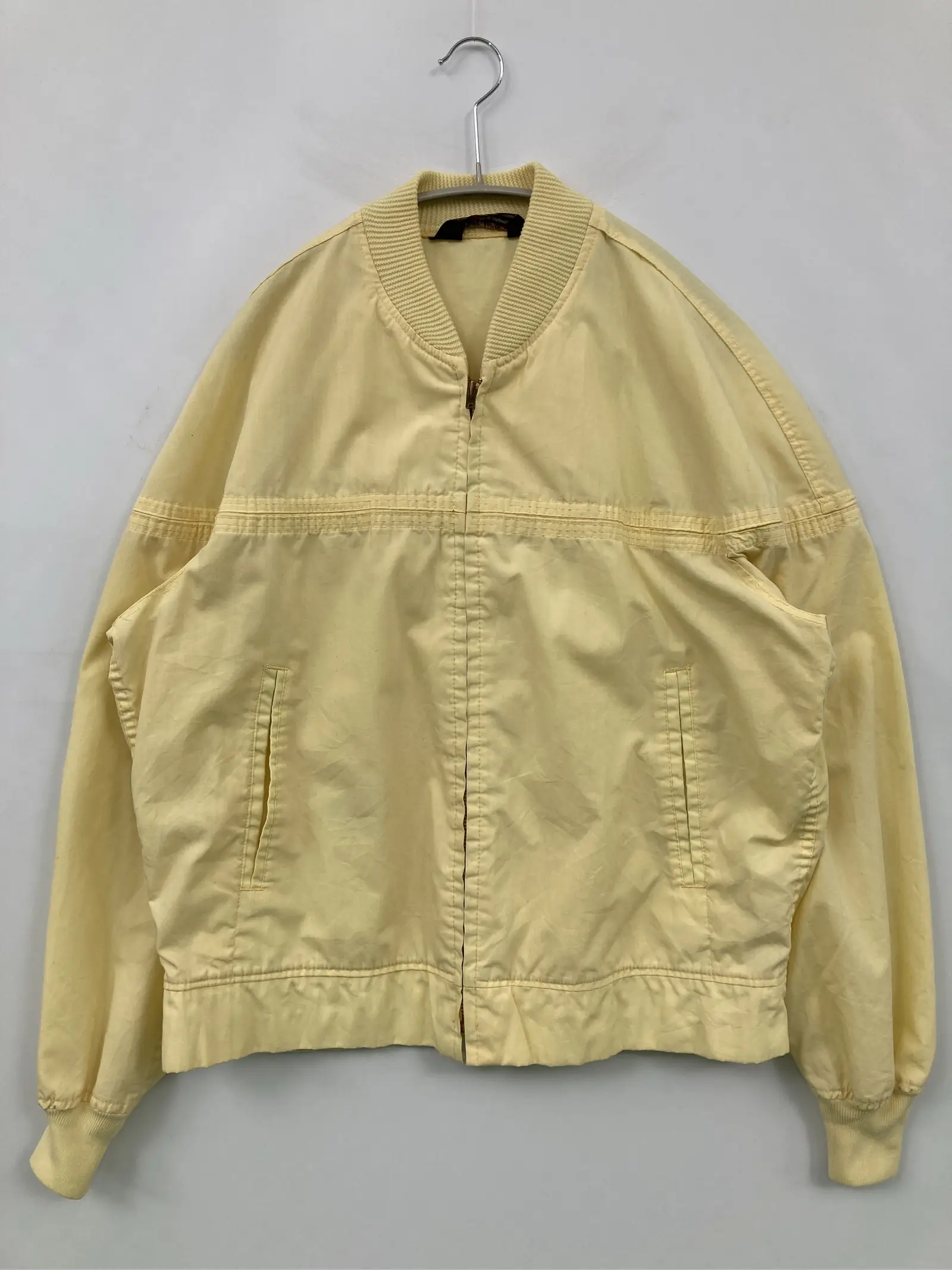 https://r2-worker.digdig.jp/product/f397e9eb-fa4c-47a8-a354-a0be6727a802/0443be4a-200d-4aa9-be87-0ee05442ddf8