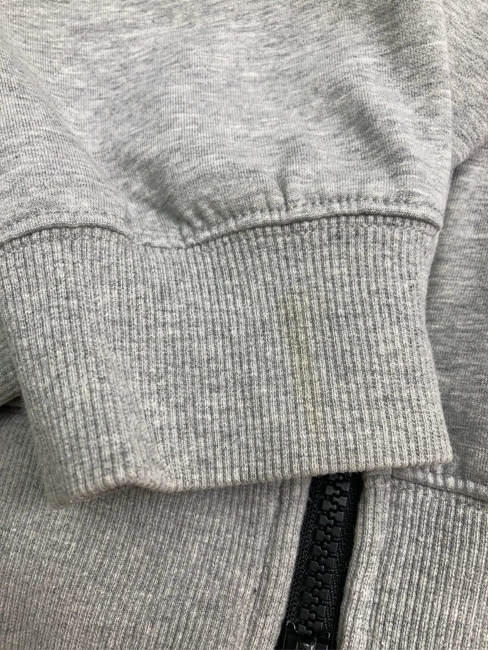 https://r2-worker.digdig.jp/product/f3e7f8db-f76c-4e3b-8c0c-64d36b7d2824/b407f045-76a8-49e6-a5d3-23f6351c3cfa