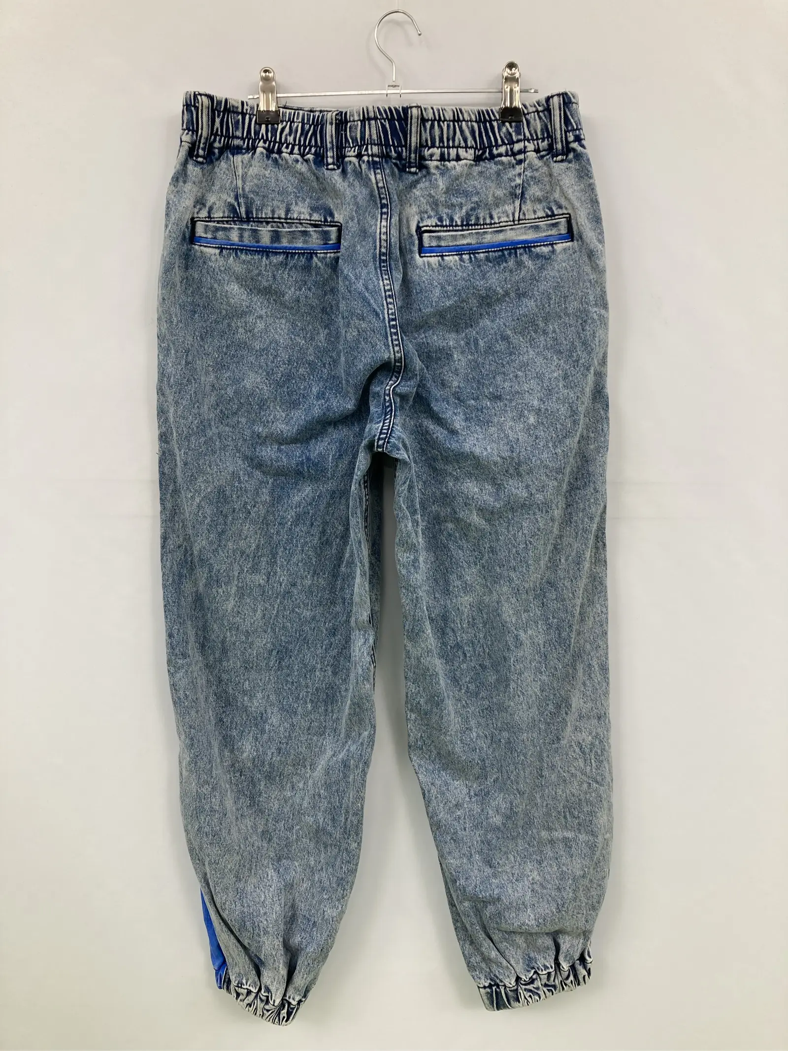 https://r2-worker.digdig.jp/product/f45b6a9e-1cf8-480d-9fd0-55cea7a0006e/d126f45f-e482-43ac-934d-544ad23de497
