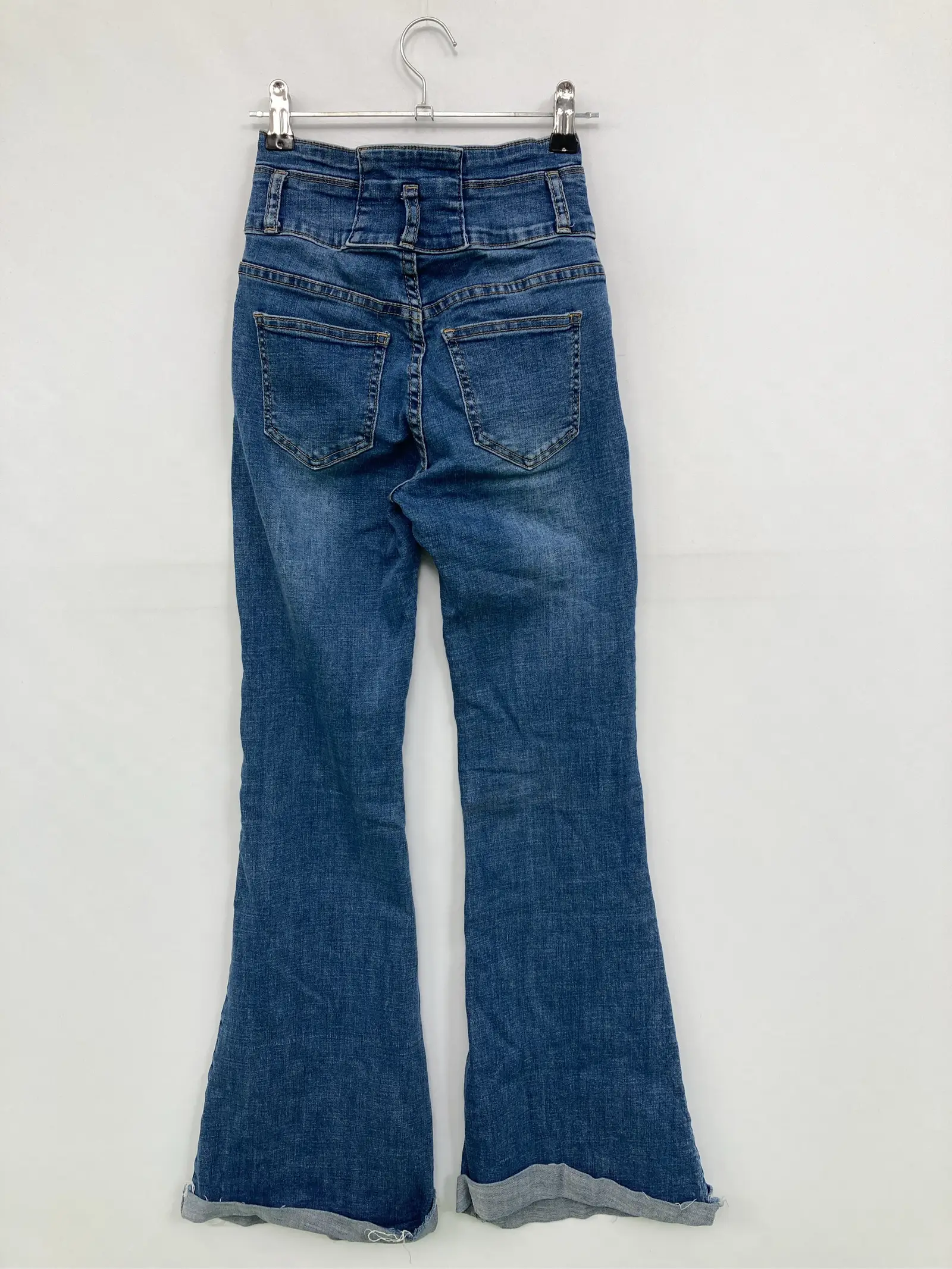 https://r2-worker.digdig.jp/product/f4f8b41c-5ac9-42b0-9ffe-c021e36befc1/7fe58ba8-55f5-4f99-8987-e730a378629c