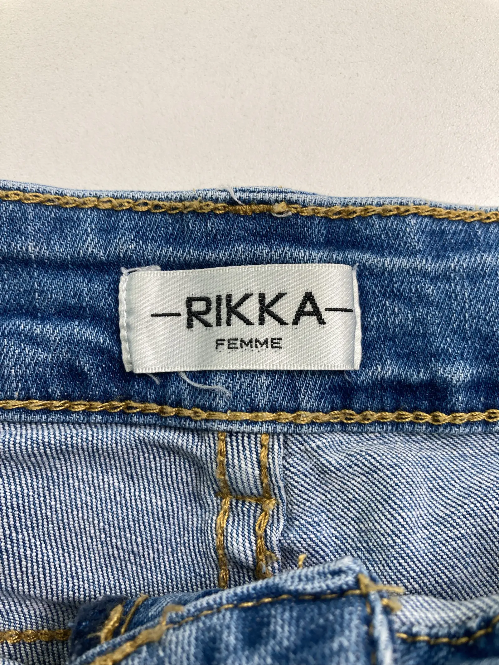 https://r2-worker.digdig.jp/product/f5ba5e5d-e926-4872-8262-c6c0507518aa/ca9a32c0-8117-4bab-9ad1-11c3b24e2289