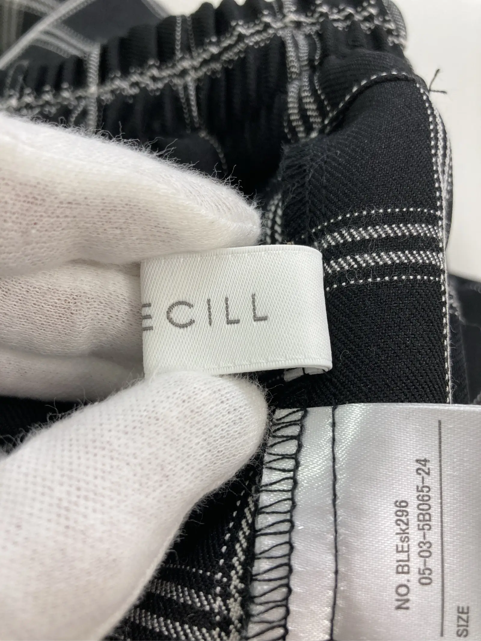 https://r2-worker.digdig.jp/product/f5eb3aab-a74a-435f-8bdc-7fed5faef7dc/b9d42408-38c3-4511-a064-81799bbc88bd