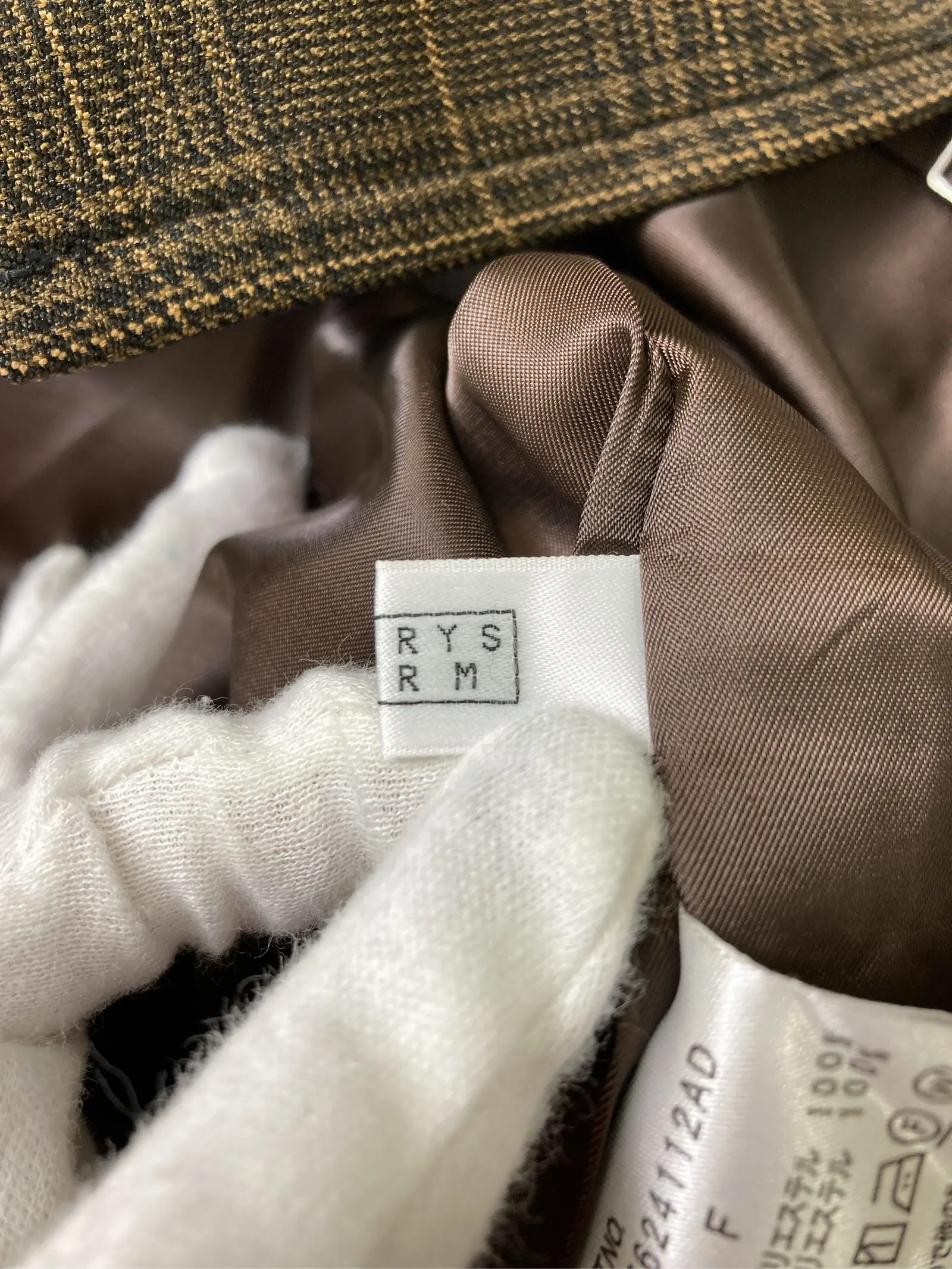 https://r2-worker.digdig.jp/product/f60c1909-14be-40ac-bdcb-230fcf7b807a/331381bd-b52d-46de-bcf4-7156a9d1b9c5