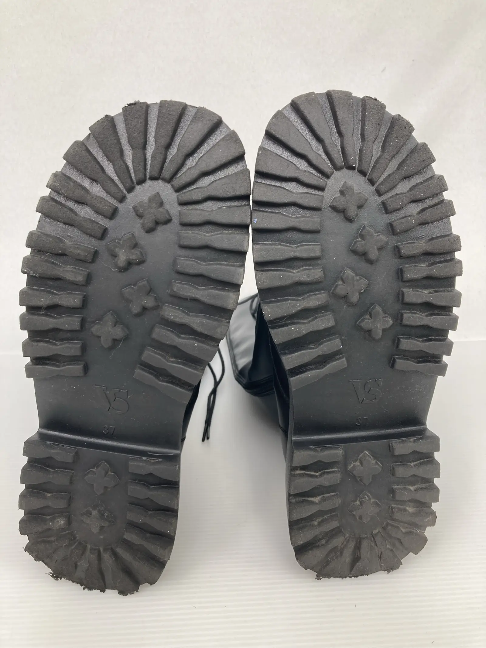 https://r2-worker.digdig.jp/product/f61bf4db-f2e7-425f-9874-b647af99ef74/403e295d-e70d-44f3-944c-57023d9bacff