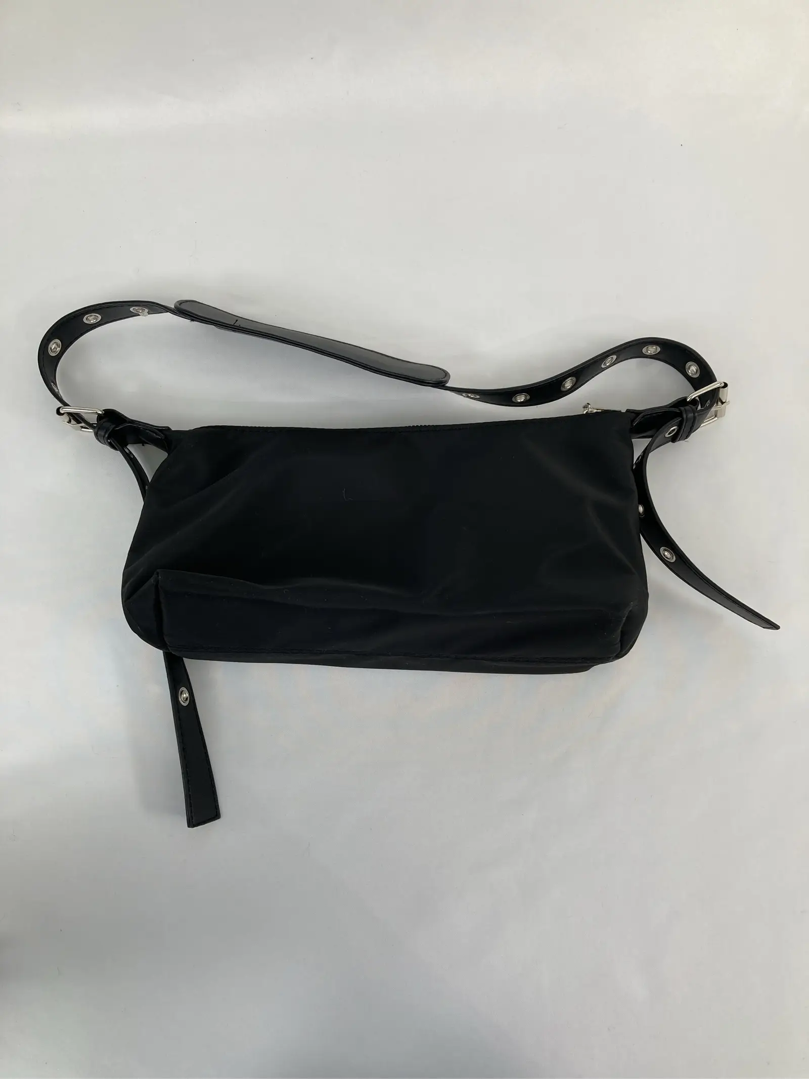 https://r2-worker.digdig.jp/product/f68d339f-169f-4ae5-a6ca-39d2cd66515e/260f867f-2610-44b3-a00c-373b70ed4ccd