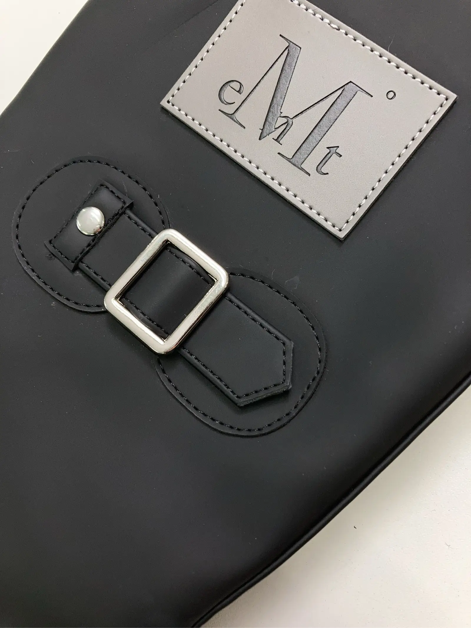 https://r2-worker.digdig.jp/product/f6e68c26-2e32-4061-aa4c-55a450489963/bd740048-d6bf-46a7-9933-56ab5701d743