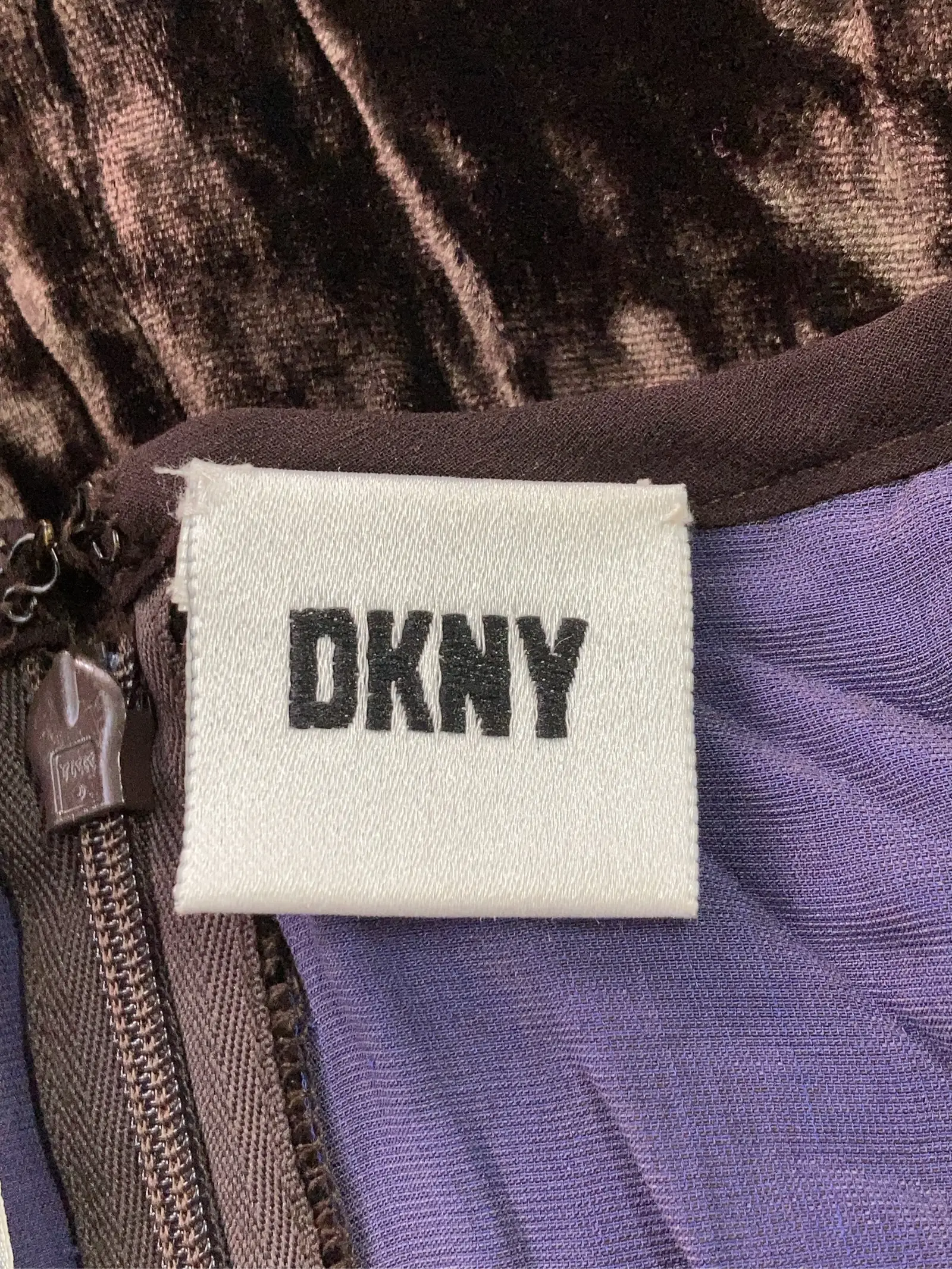 https://r2-worker.digdig.jp/product/f72a1445-7d18-446d-8b8a-f80431d5115d/1a8d6e43-4c51-4137-a526-1dbf77bacdff