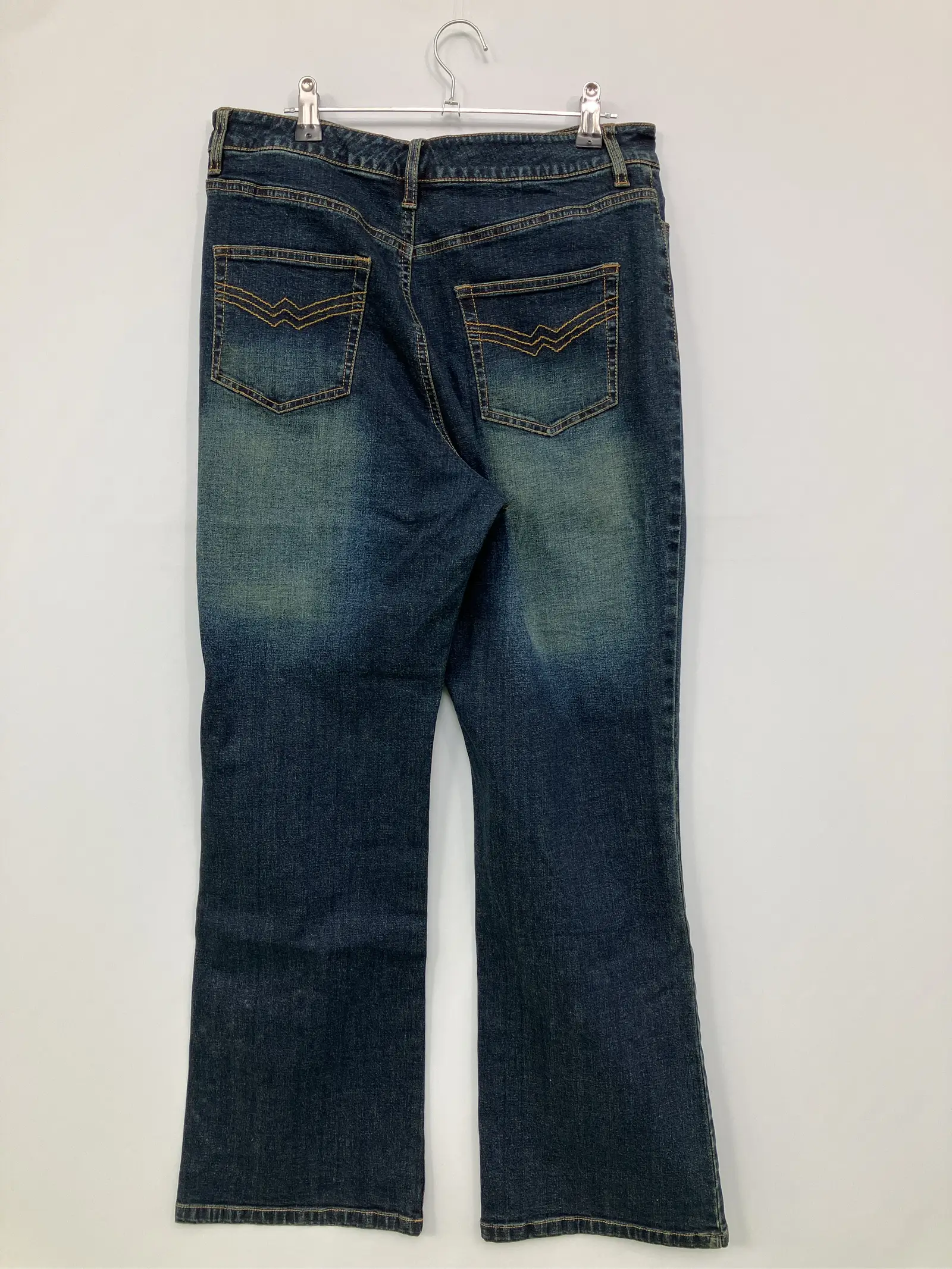 https://r2-worker.digdig.jp/product/f7aa15a6-7b98-4cd3-a2e7-63755bc6b0c4/ef2a2032-5f0b-4faa-9109-3fffbc0a1809