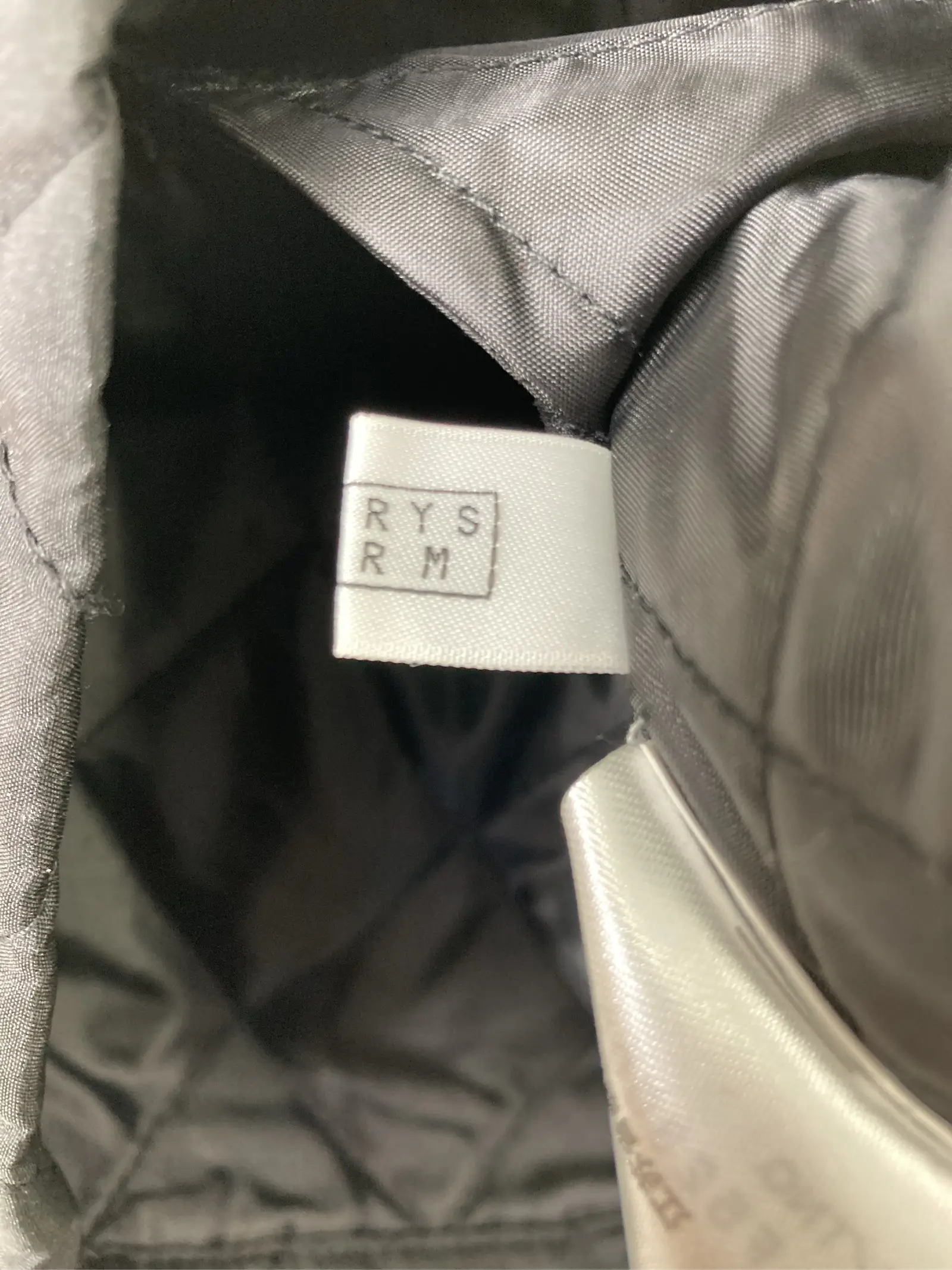 https://r2-worker.digdig.jp/product/f87f1e4e-a5a5-4c0e-b1ea-1552124ac347/a466fd01-a6b4-412a-861c-025216fca9b4