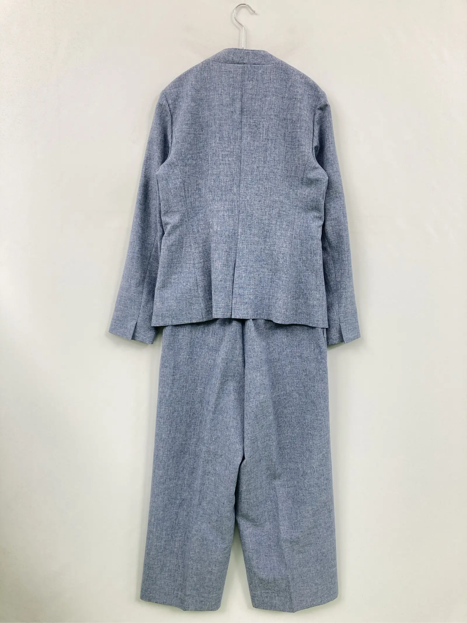 https://r2-worker.digdig.jp/product/f8b1b01b-62ef-4631-8e95-3a9e9c0283ae/aeb1365a-9021-46a9-9bb9-9ac7b41e0d53