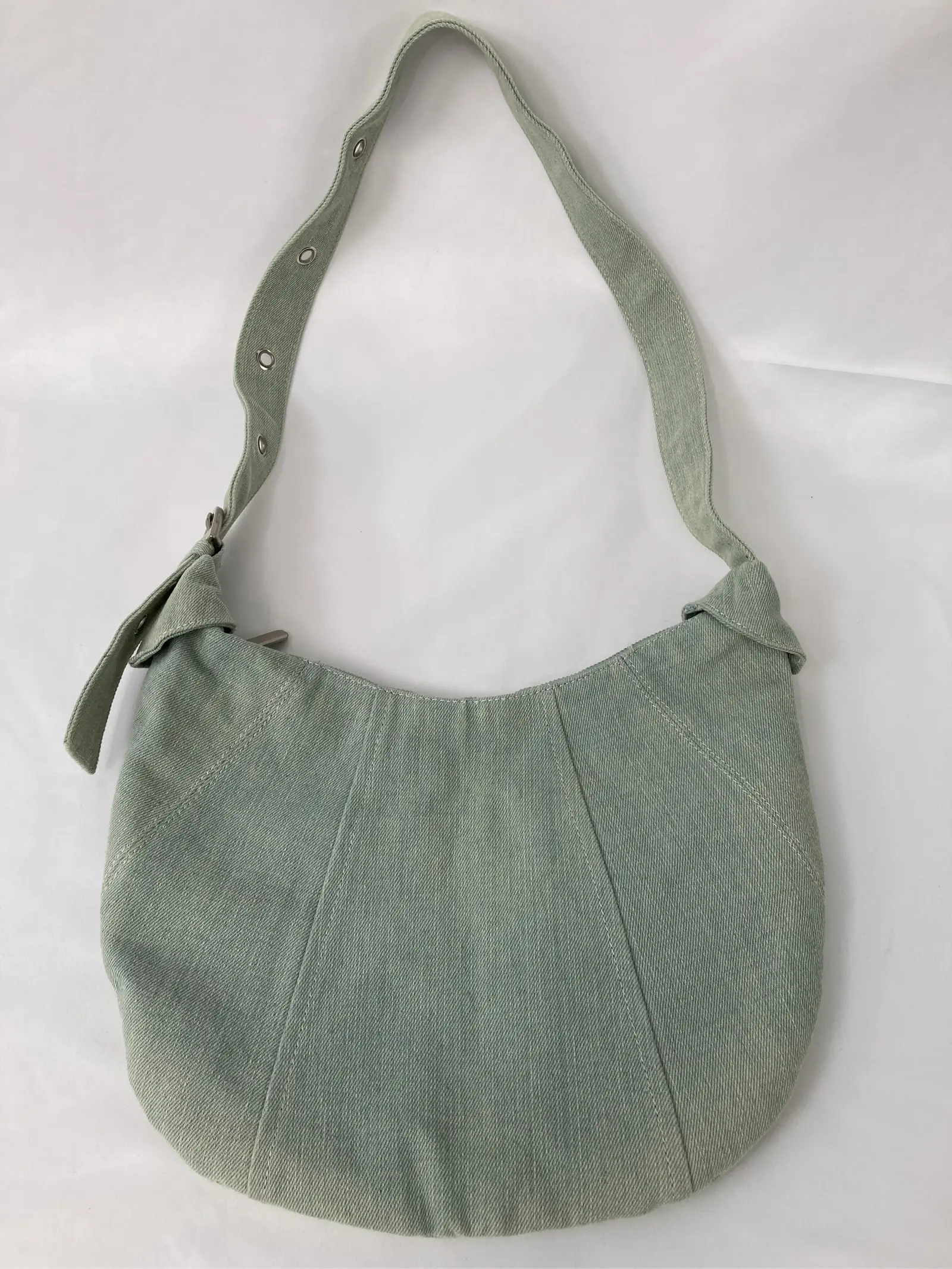 https://r2-worker.digdig.jp/product/f8db3523-93e8-4947-b039-848594771297/e9be5990-164f-46b7-82b5-2cb6ae9c2564