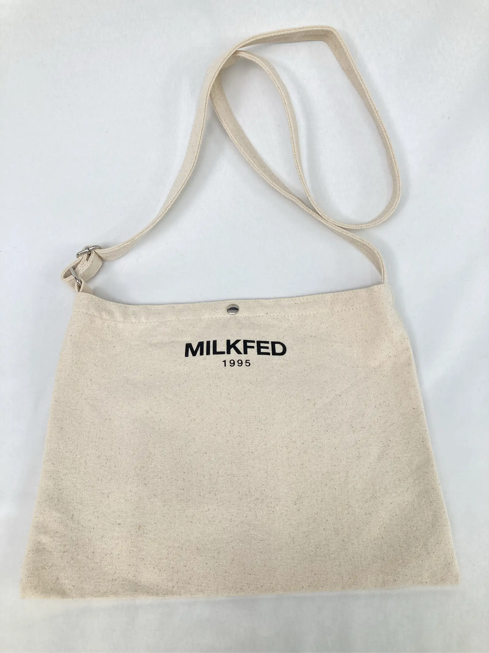https://r2-worker.digdig.jp/product/f8f8fef2-ae8e-44fb-83b2-604557b6dc0d/0c9cb999-4ce1-4624-a8b1-384189e01b43