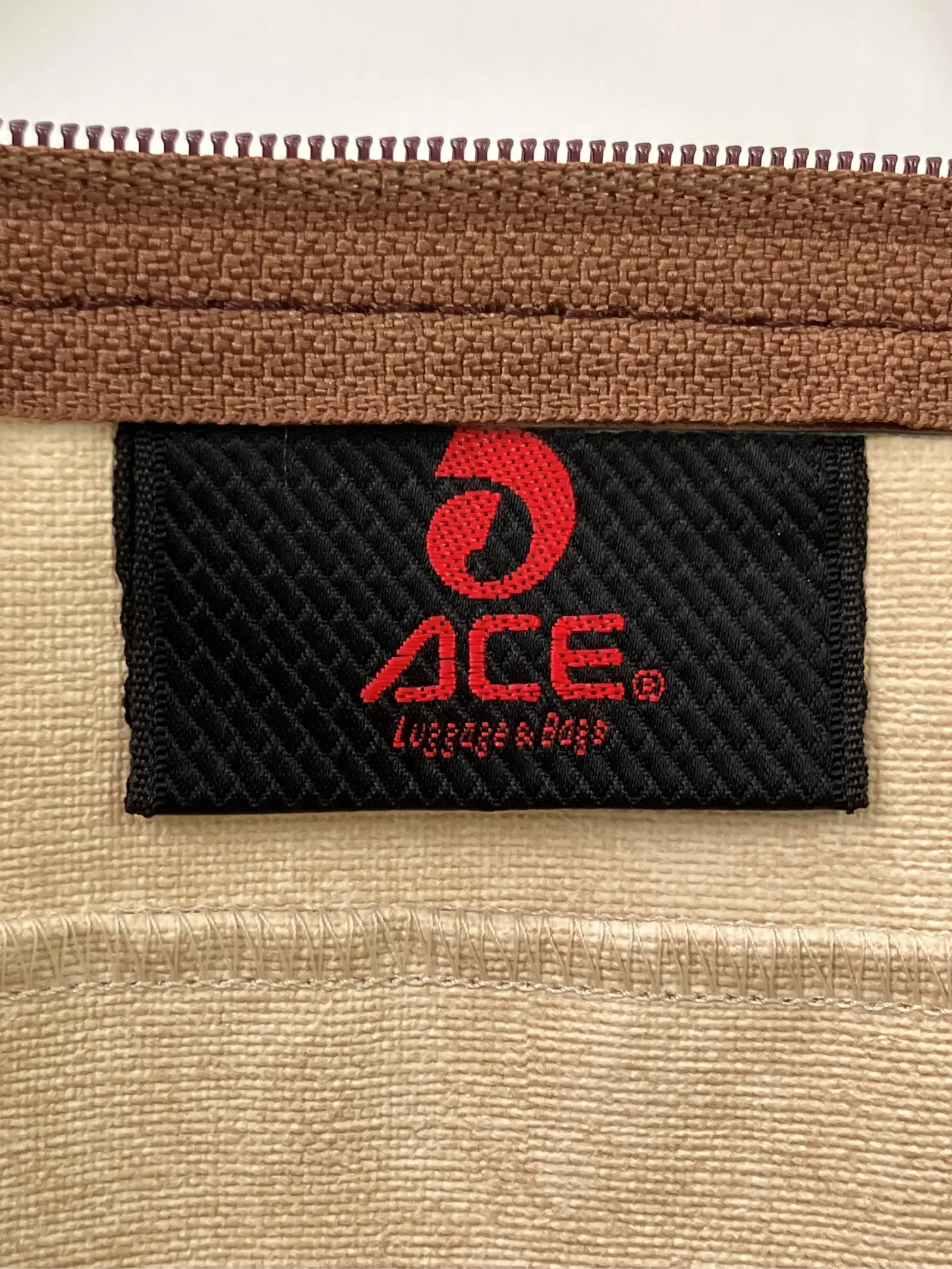 https://r2-worker.digdig.jp/product/f8f92d19-10d3-4261-987b-4e7a1d041ace/fdfc9cd3-876d-4879-b79d-879051fb7bf2