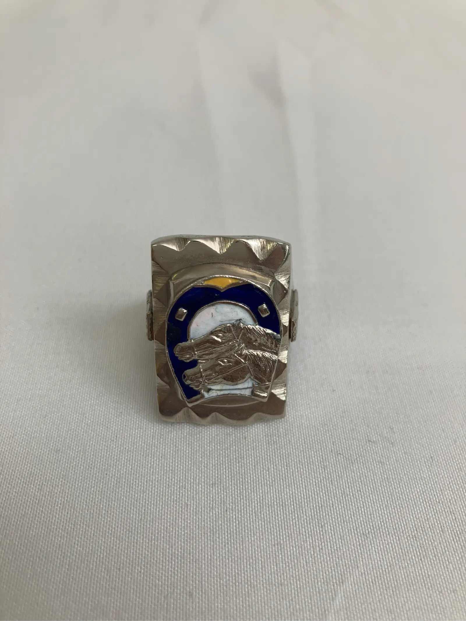 https://r2-worker.digdig.jp/product/f984b02c-cee1-4c82-814d-095c63e9f7de/530e660c-00d0-47cf-8aa7-2ef64f22f354
