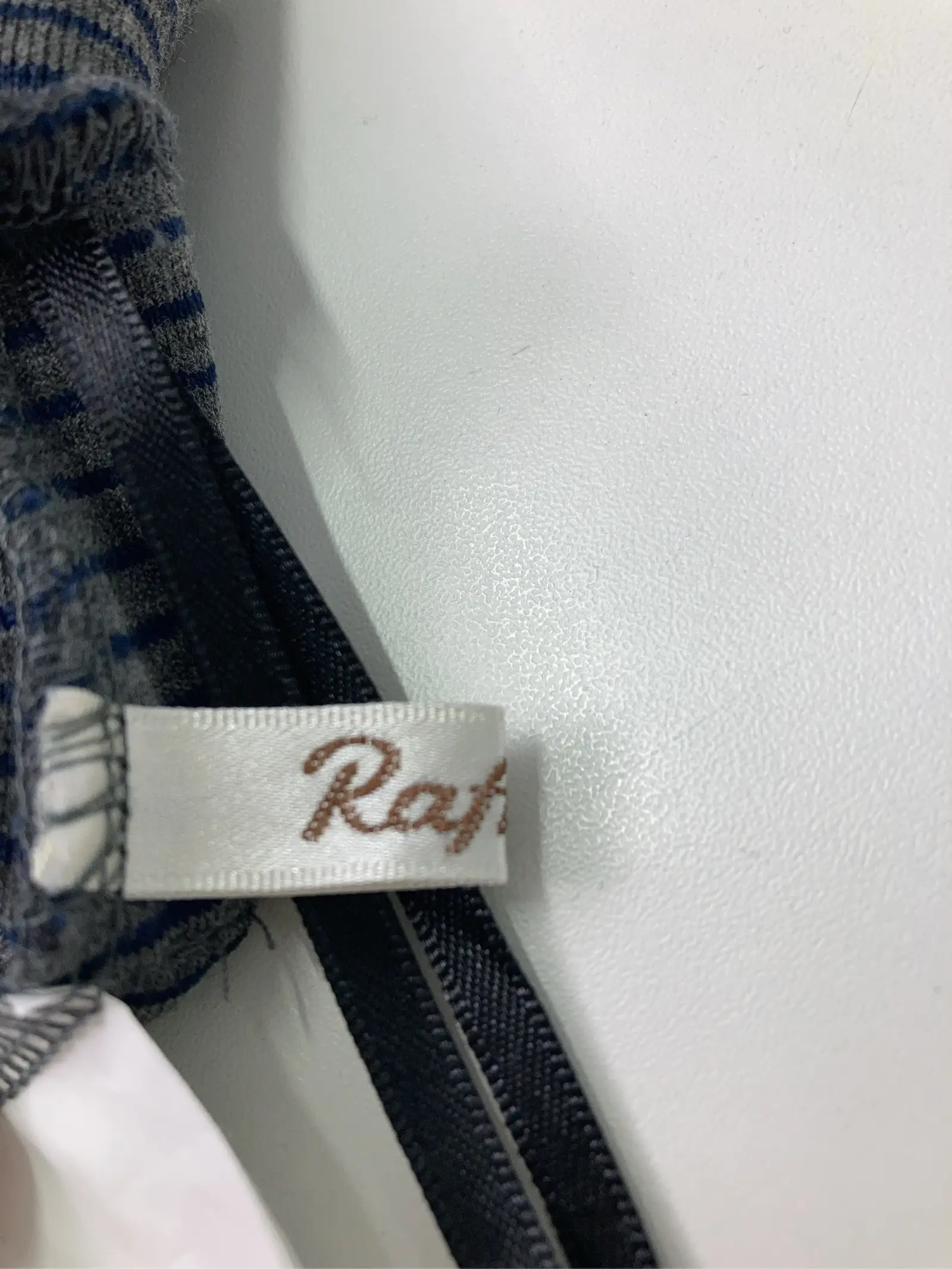 https://r2-worker.digdig.jp/product/f9a7505f-7e4f-4fe4-9765-e6976b5c3d72/4d2992d4-6f75-4126-bddf-5969efdd1bfe