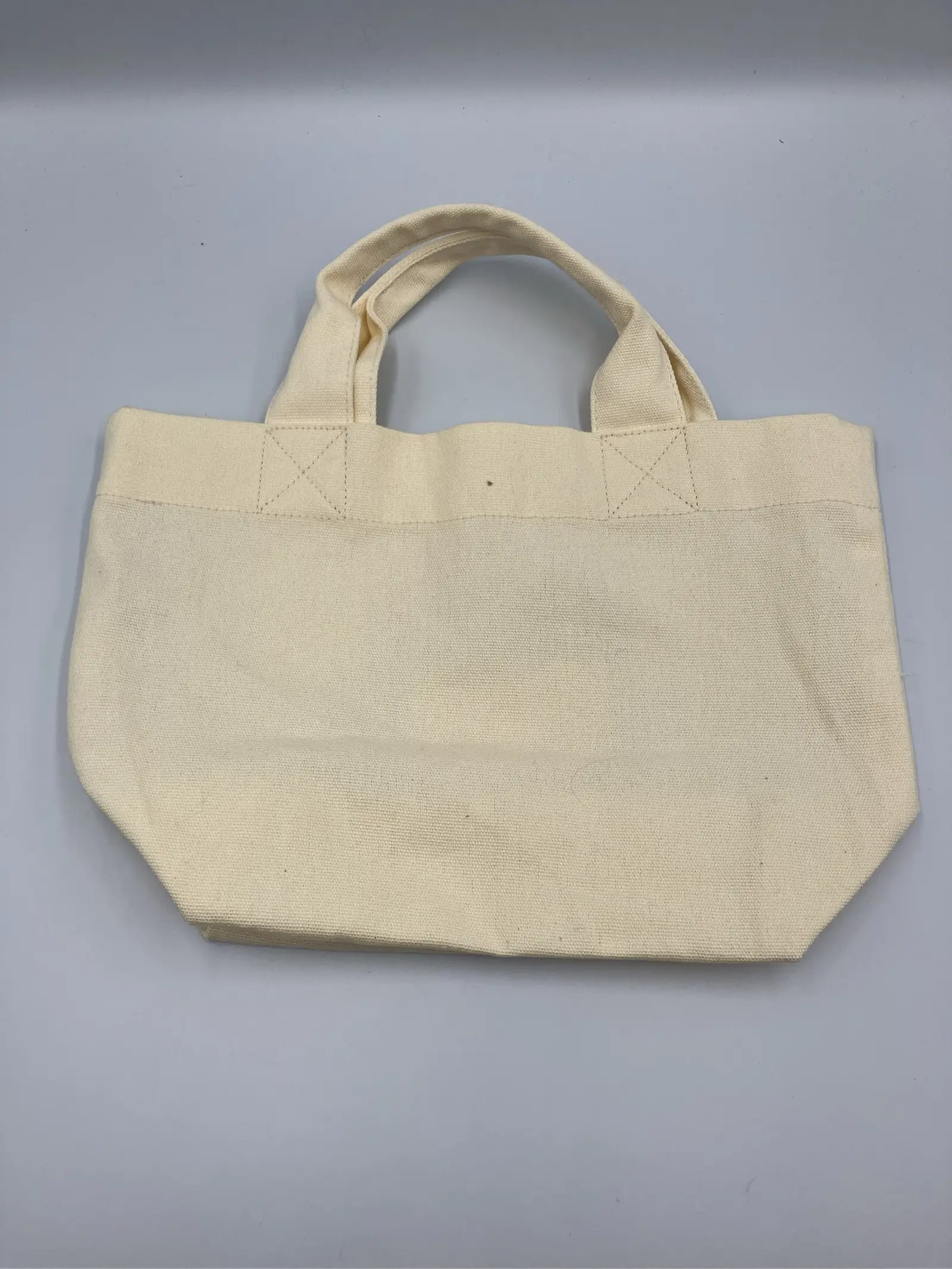 https://r2-worker.digdig.jp/product/fa0a3b48-1064-4e46-98b2-7bbd766a12ff/8800ff3d-f4f4-41a7-87d7-fe0e96d52a2b