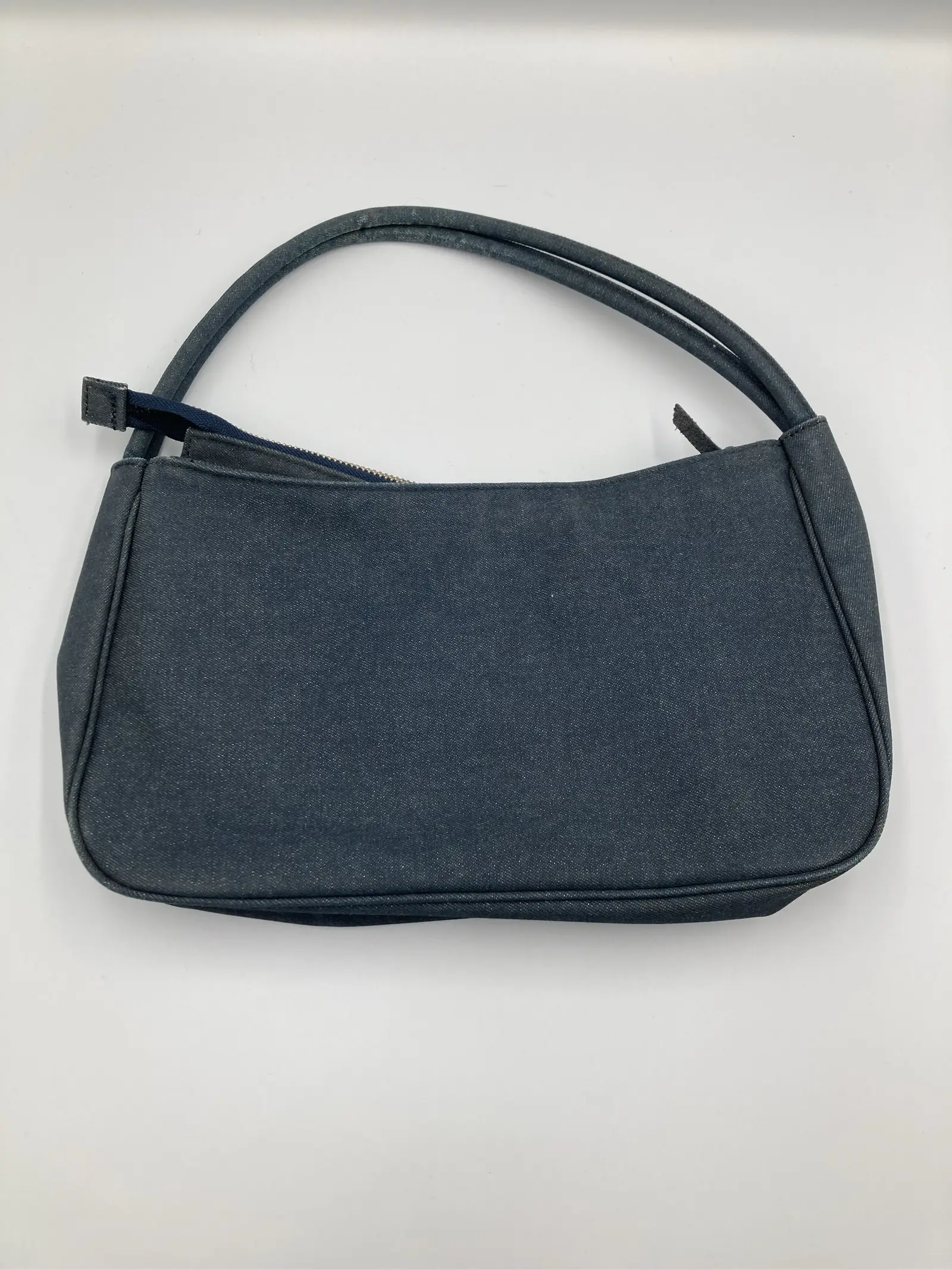 https://r2-worker.digdig.jp/product/fa703dc2-94c3-48d4-a72a-6cdbfd614b8c/fc2739ff-5b3c-42cc-a6bc-db4703944b17