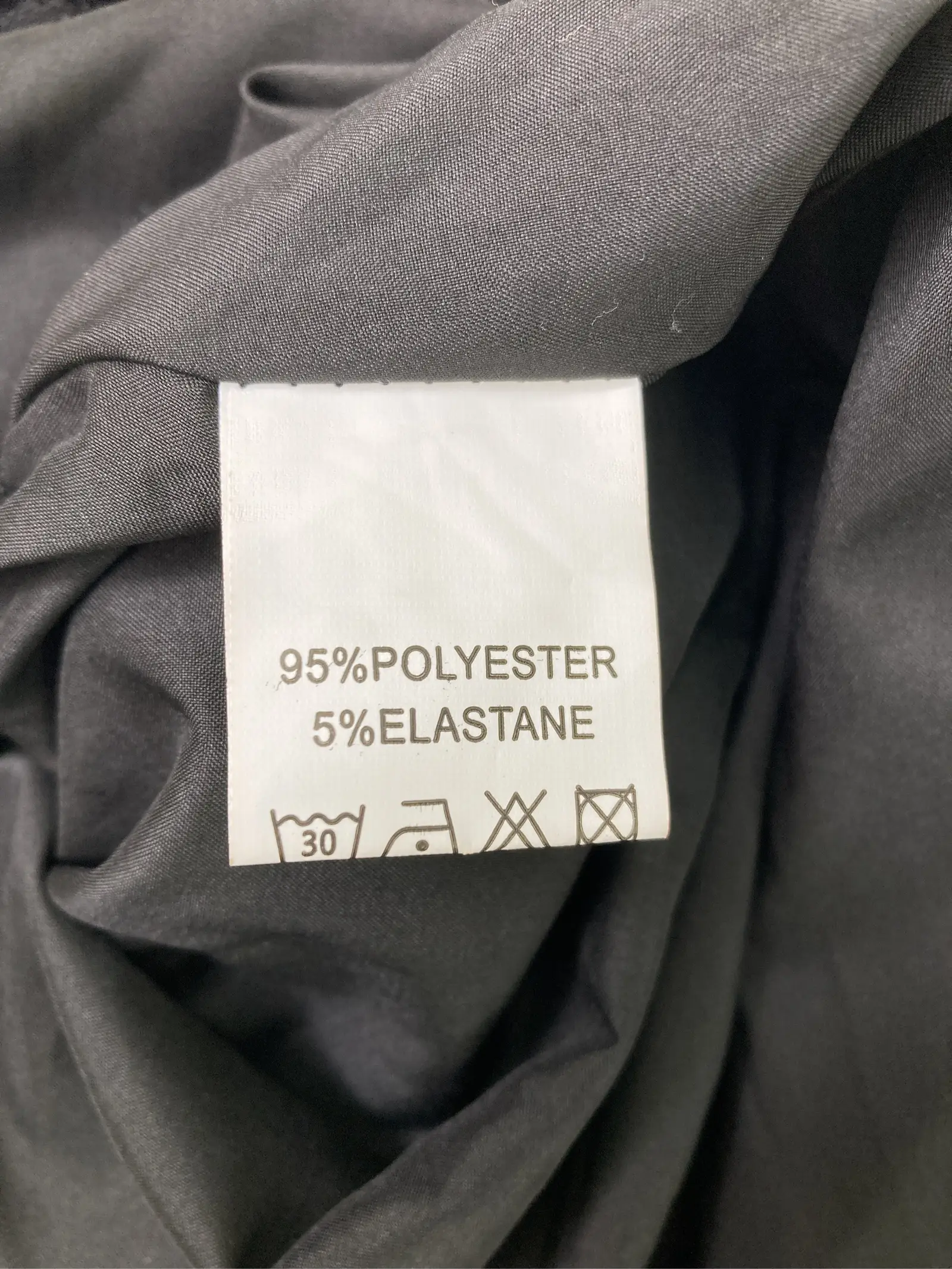 https://r2-worker.digdig.jp/product/fb434ca9-a71d-4d1e-87b8-d38f6297a7a6/24d58310-46dc-4f43-b590-0742d0fdb728