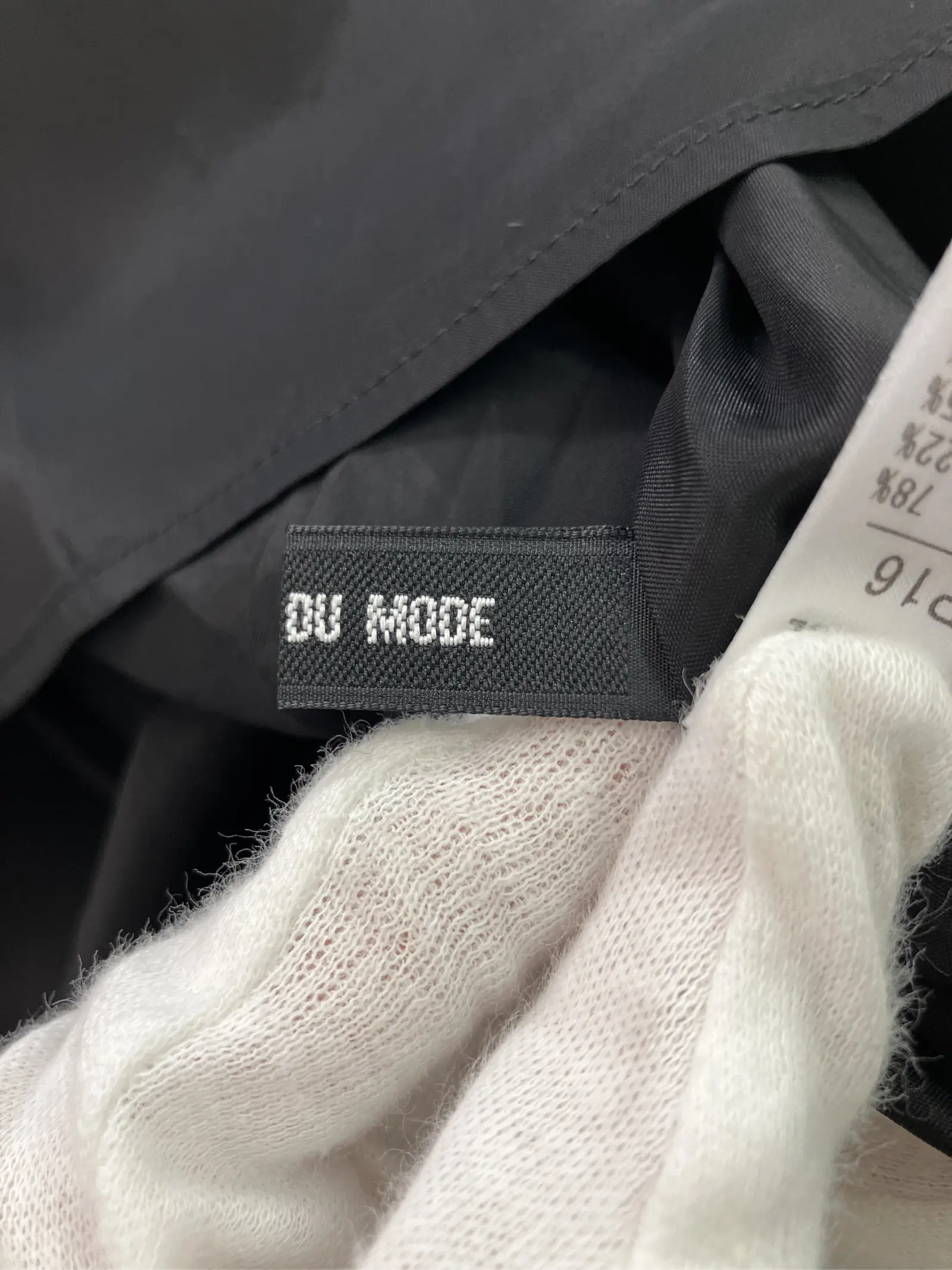https://r2-worker.digdig.jp/product/fb473d10-96b7-4b40-a282-ada957746aaf/5ee93c79-774d-4192-8d70-50ef1e4d306e