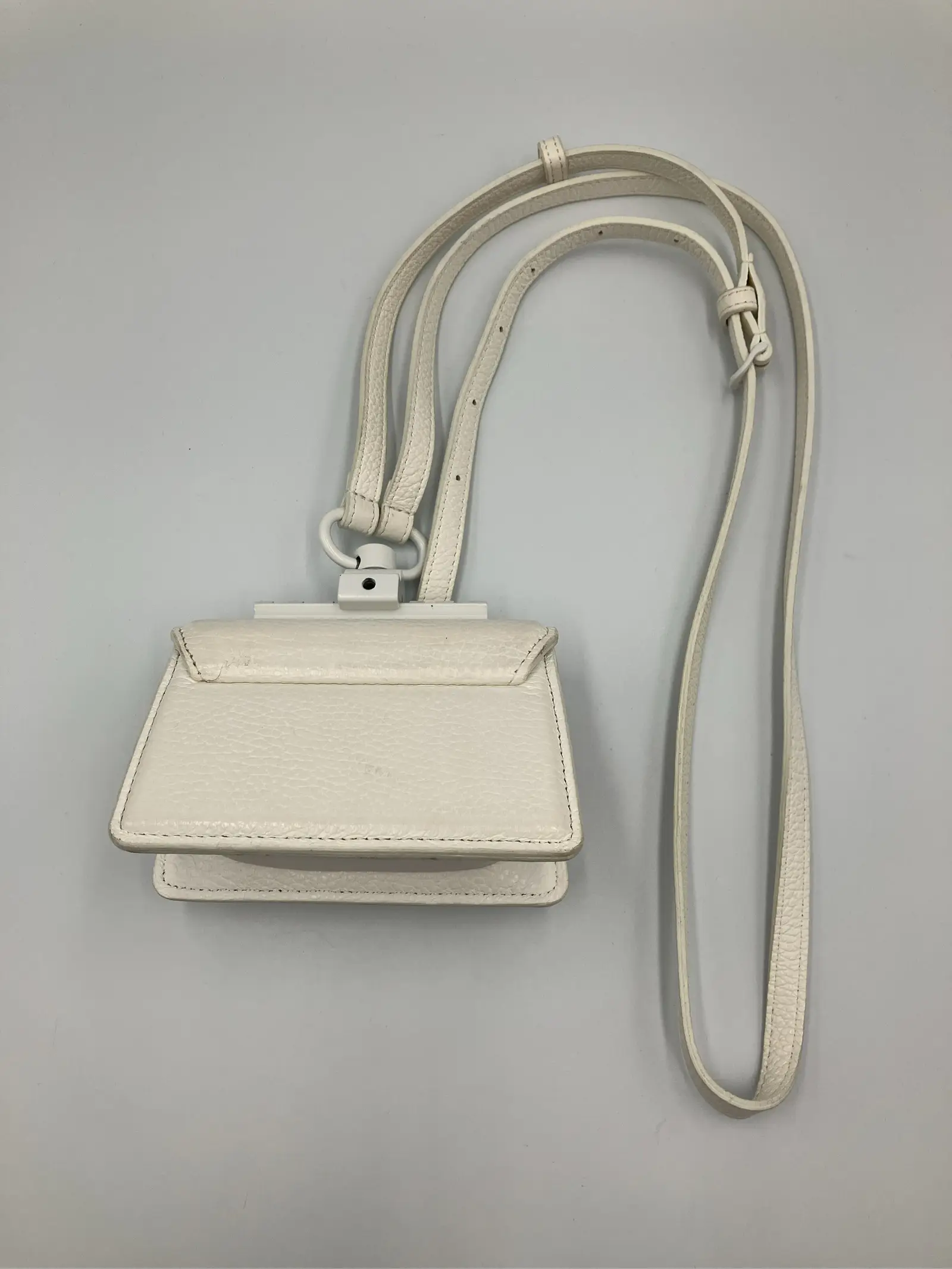 https://r2-worker.digdig.jp/product/fbac5762-2aae-4b8d-9bfe-857eacc98619/aadd64ca-1a3a-461f-b738-72b0be0980bc